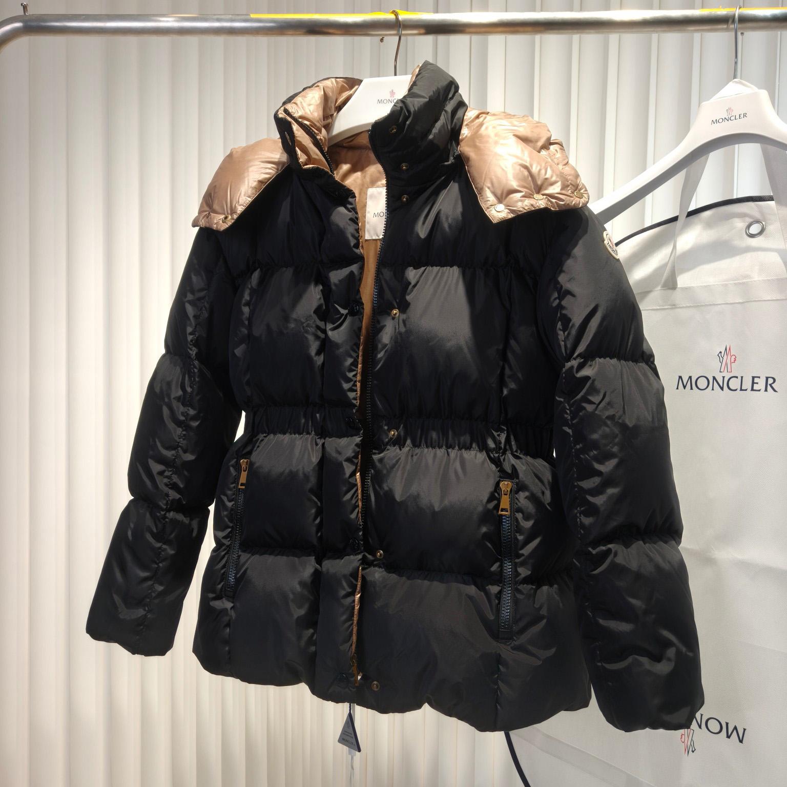 Moncler Agneux Square-Quilted Hooded Short Down Jacket - DopestKickz