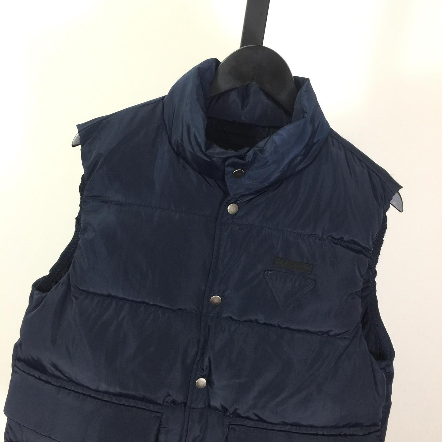 Prada Re-Nylon Puffer Vest - DopestKickz