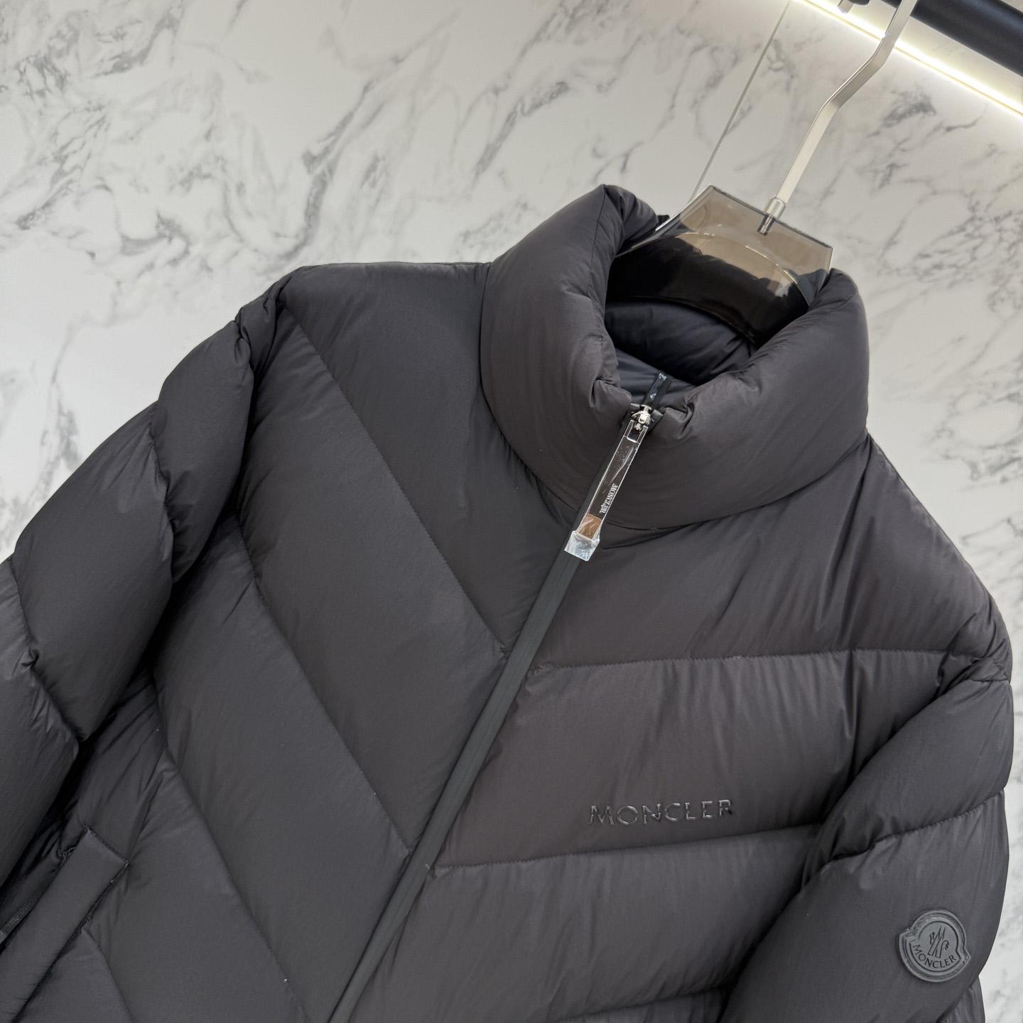 Moncler Short Down Jacket - DopestKickz