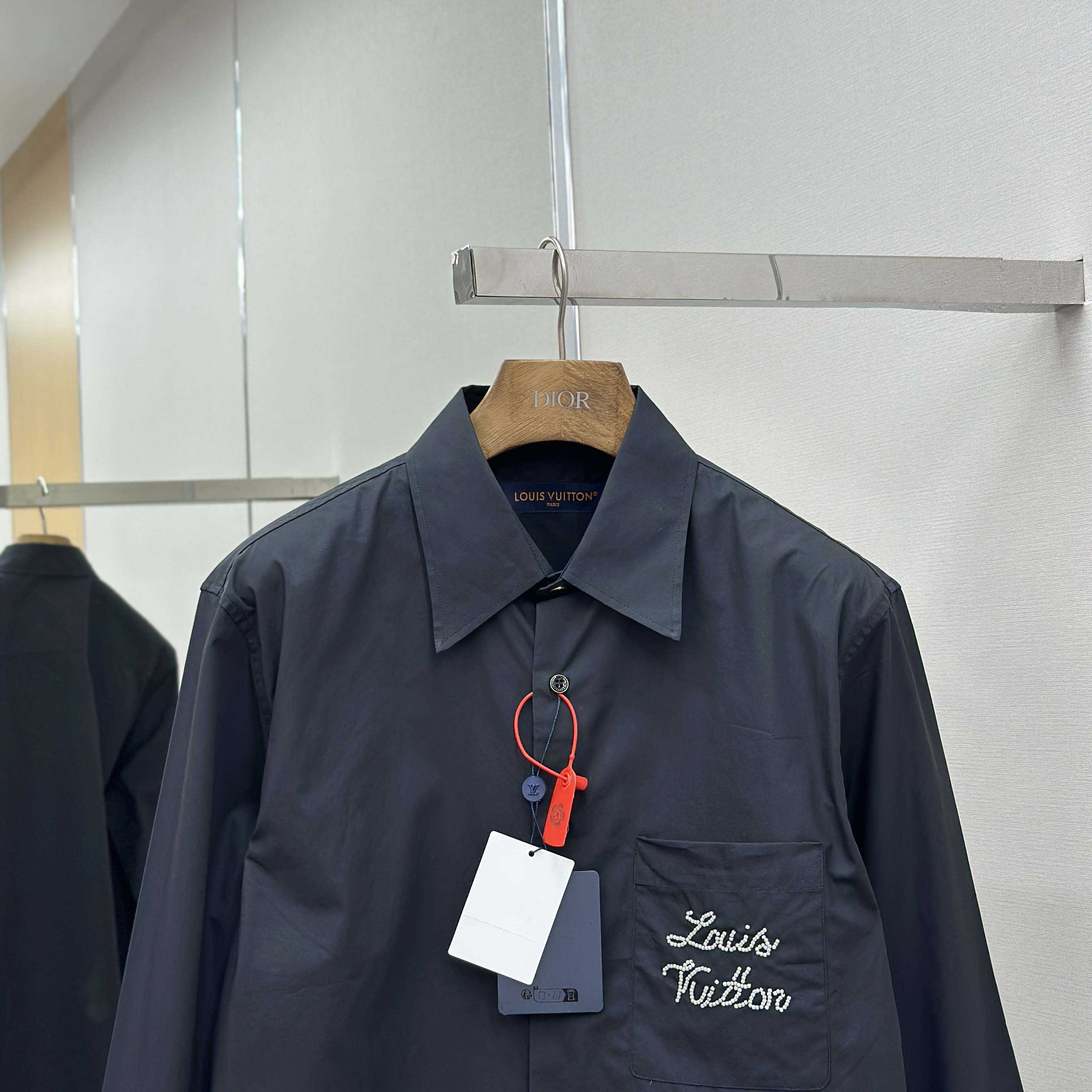 Louis Vuitton Embroidered Signature Long-Sleeved Shirt   1AIMIY - DopestKickz