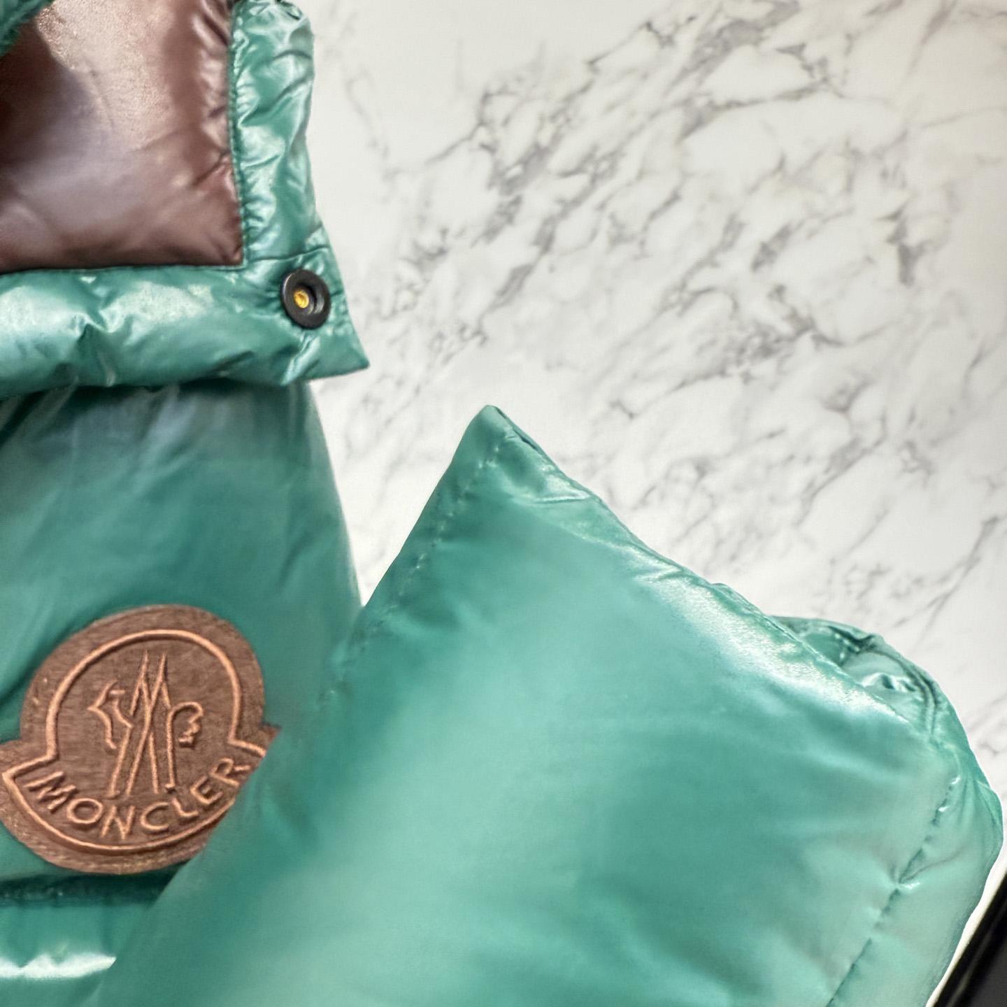 Moncler Parana Hooded Short Down Jacket   - DopestKickz