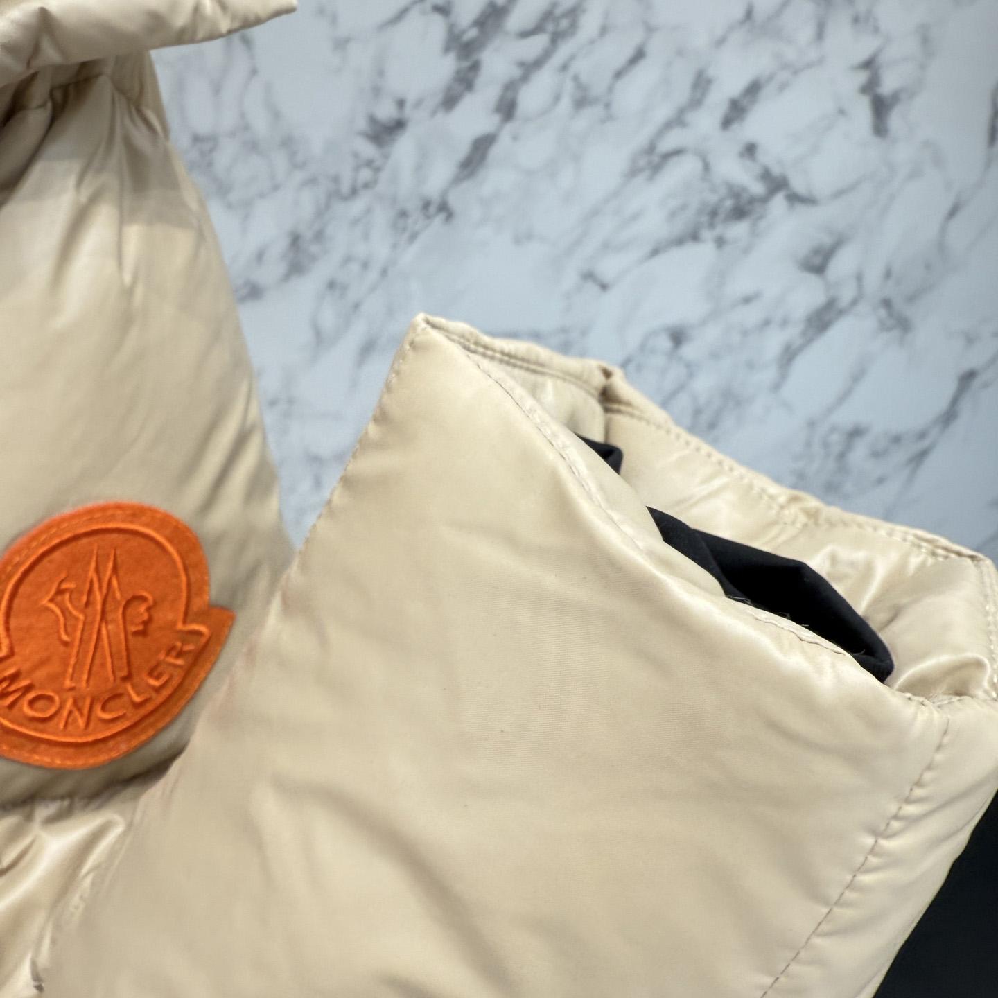 Moncler Parana Hooded Short Down Jacket   - DopestKickz