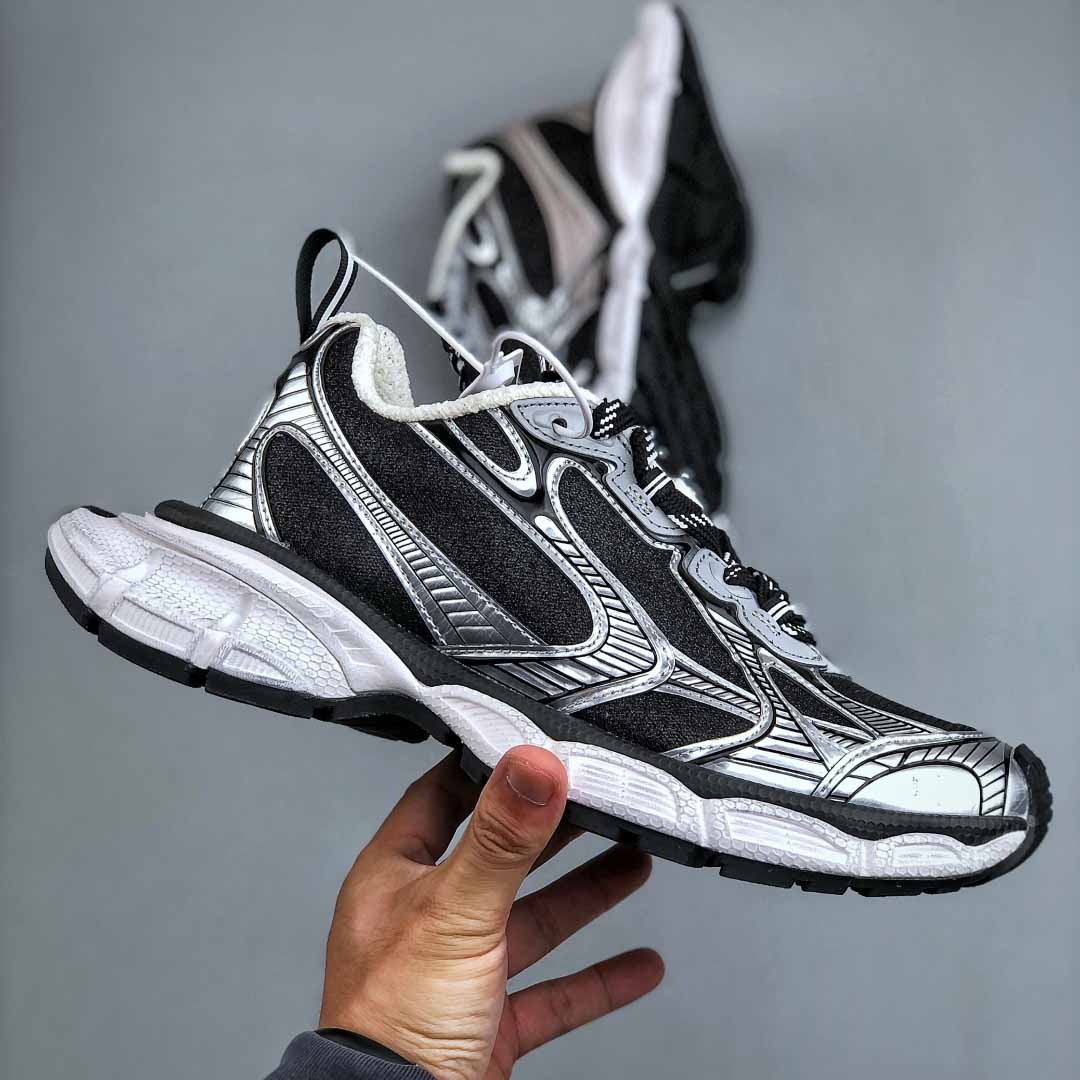 Balenciaga Phantom Sneaker “Triple White” 734731 W3XLX 1080 - DopestKickz