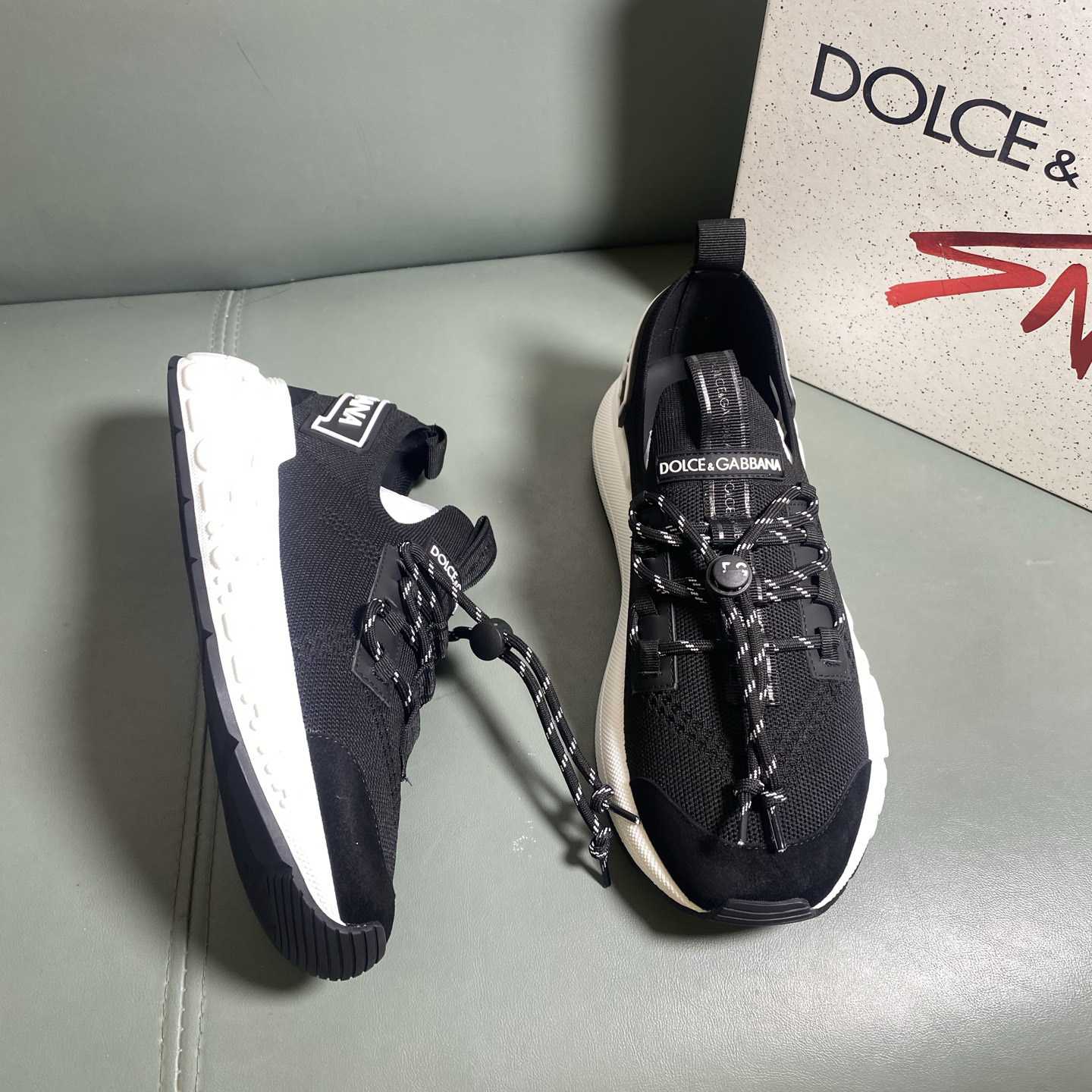Dolce & Gabbana Lace-up Sneakers - DopestKickz