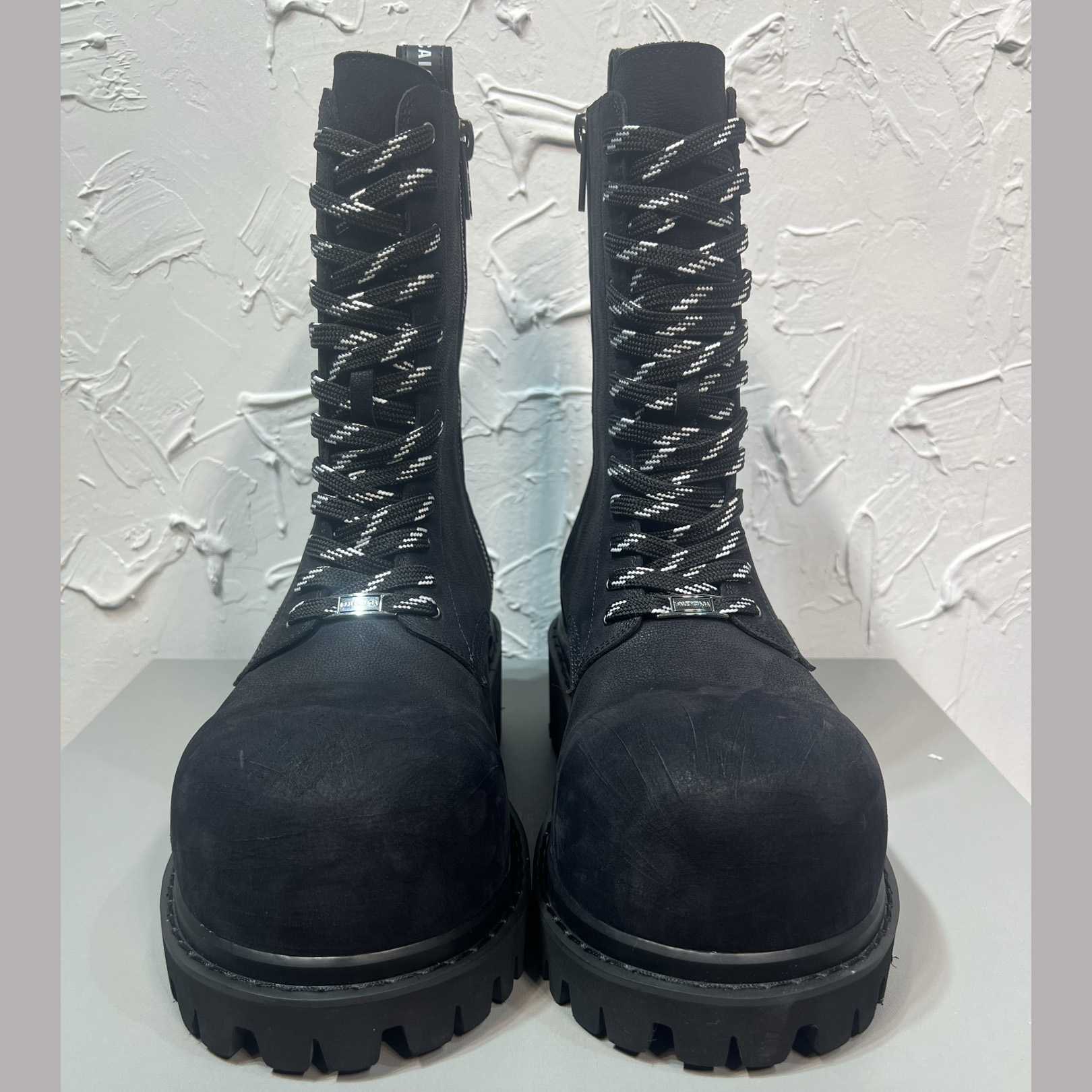 Balenciaga Stomper Zipped Bootie In Black - DopestKickz