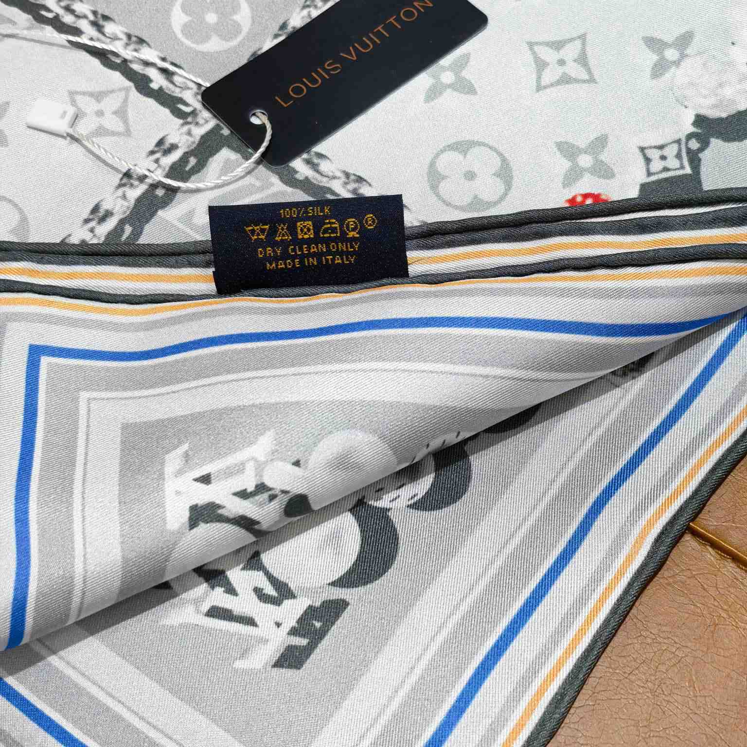 Louis Vuitton Dandy Monogram Silk Square   M94847 - DopestKickz