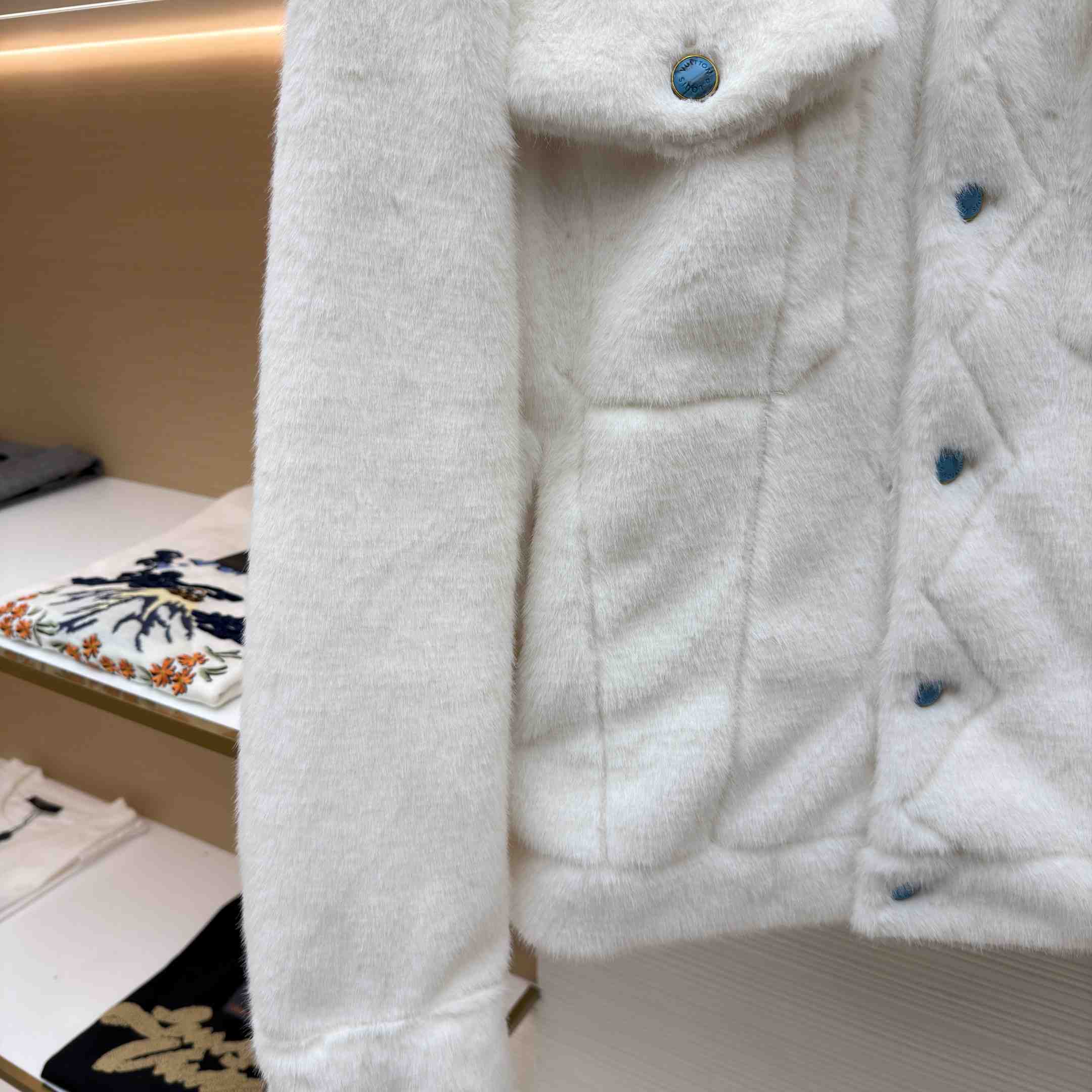 Louis Vuitton Mink Trucker Jacket   1AFXB6 - DopestKickz