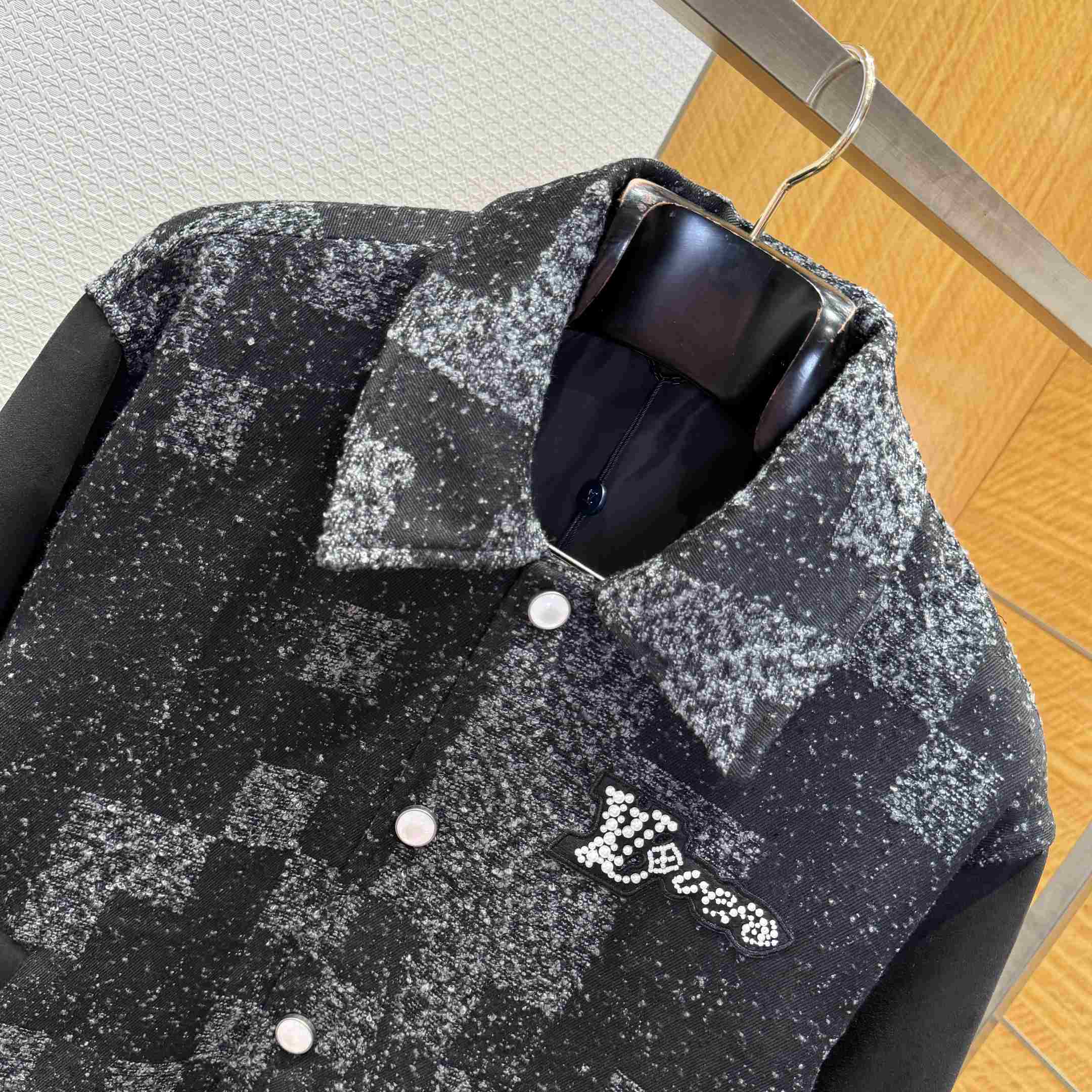 Louis Vuitton Mix Leather Varsity Blouson   1AHBV6 - DopestKickz