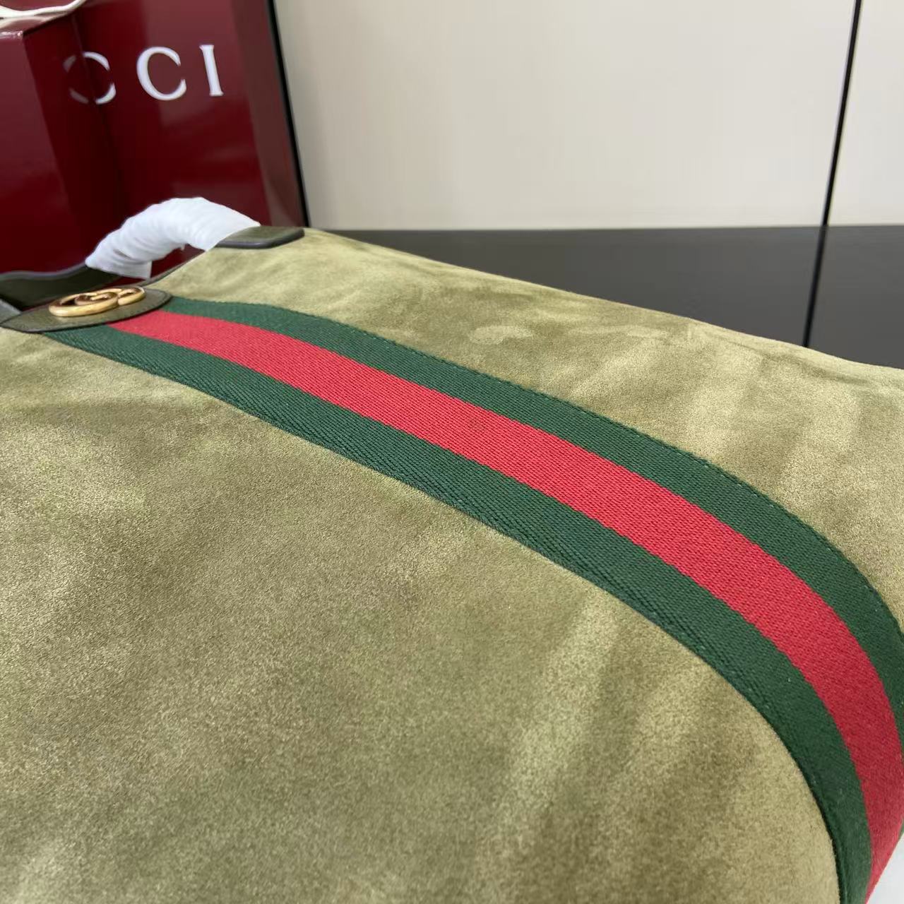 Gucci Ophidia Medium Tote Bag - DopestKickz