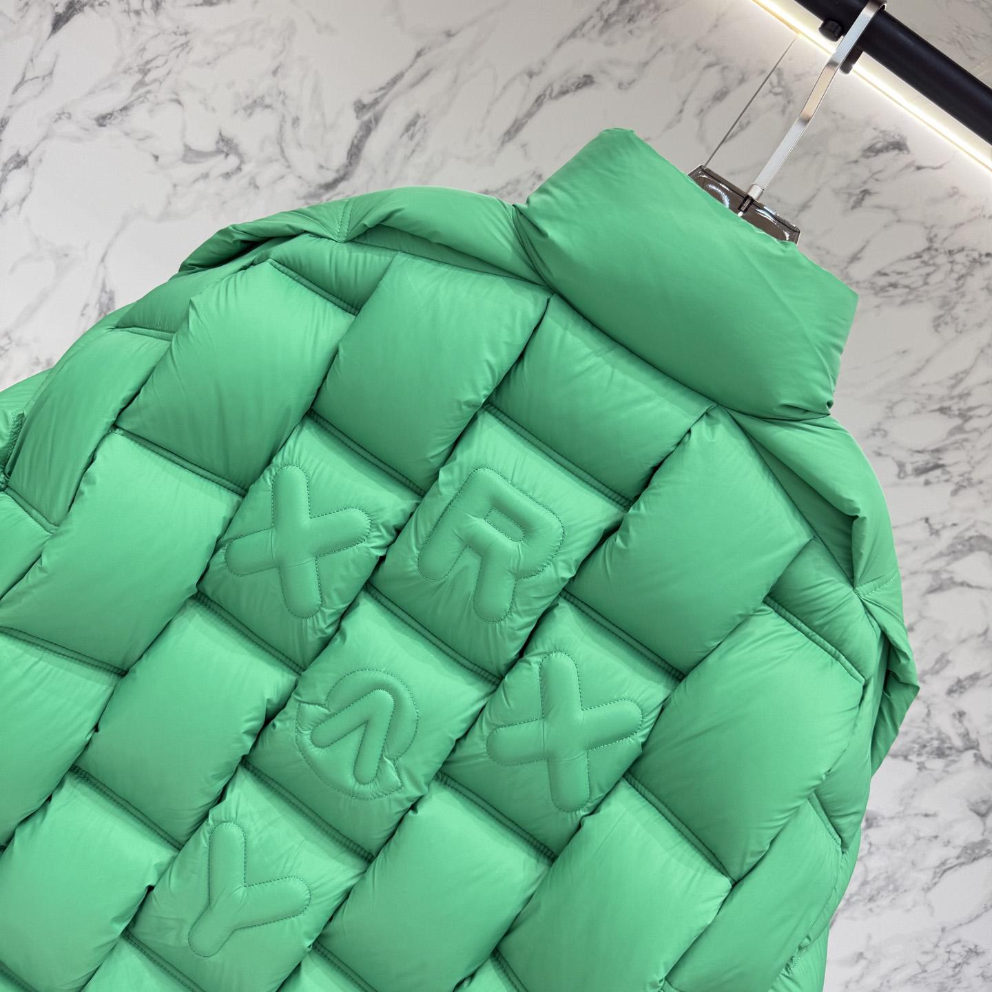 Moncler Short Down Jacket - DopestKickz