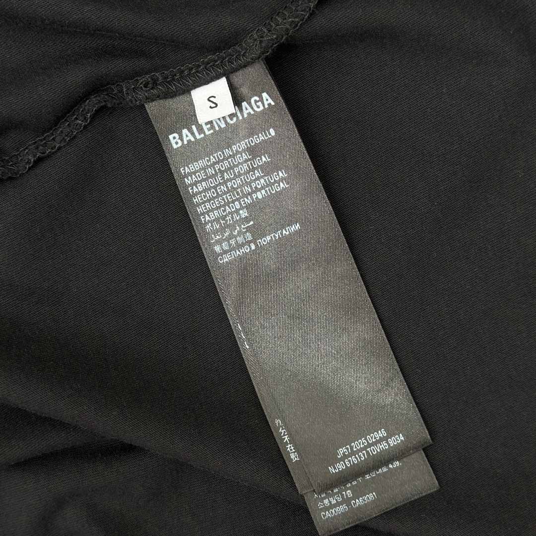 Balenciaga T-Shirt Medium Fit  - DopestKickz