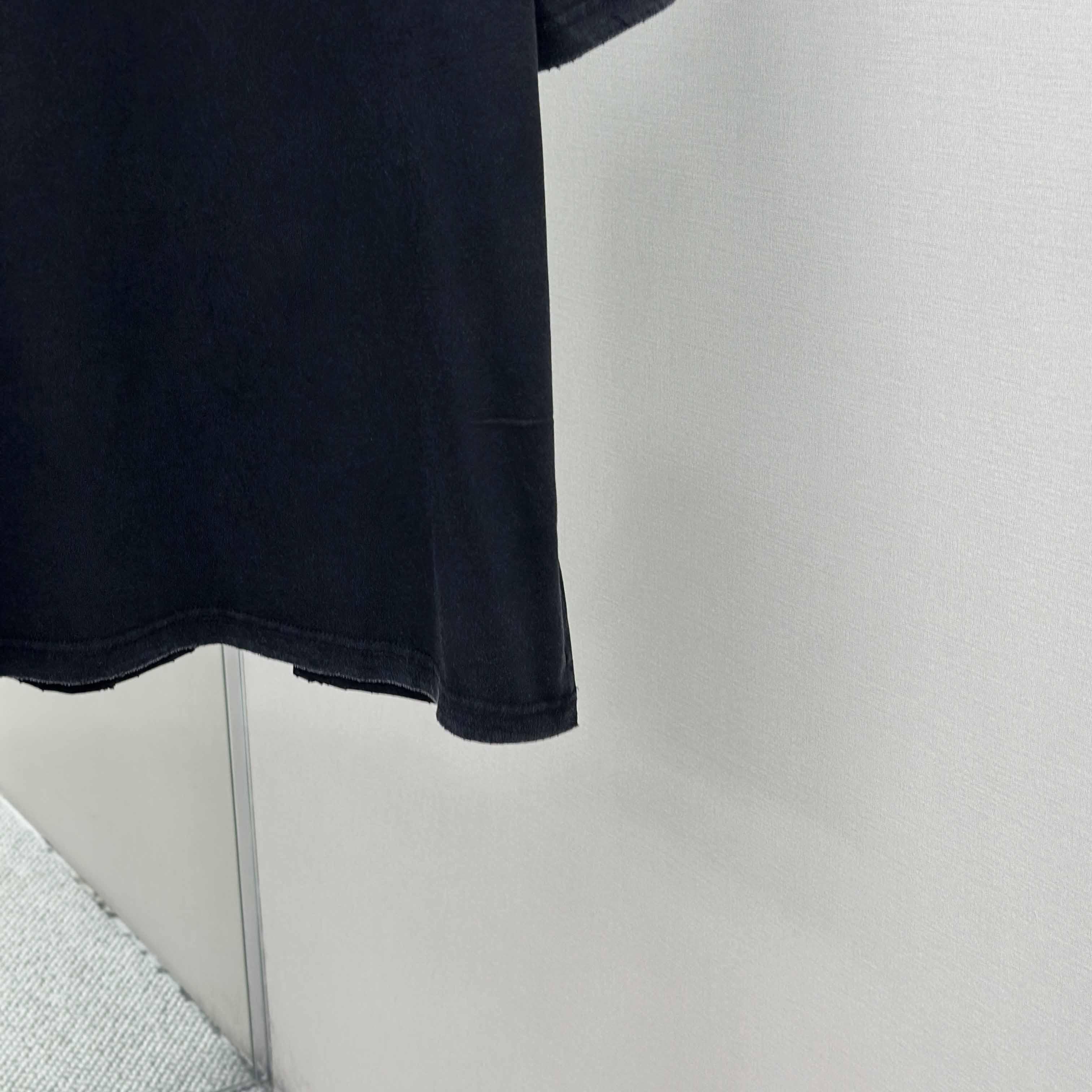 Balenciaga T-Shirt Medium Fit  - DopestKickz