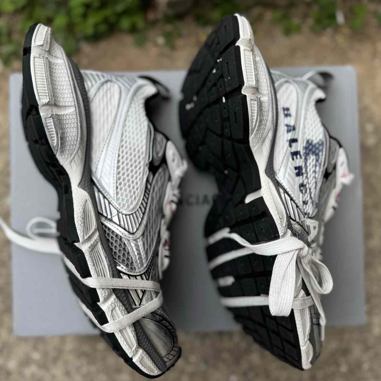 Balenciaga 3XL Mesh “Grey” Distressed Low-Top Dad Sneakers 840090 W3XSG 9239 - DopestKickz