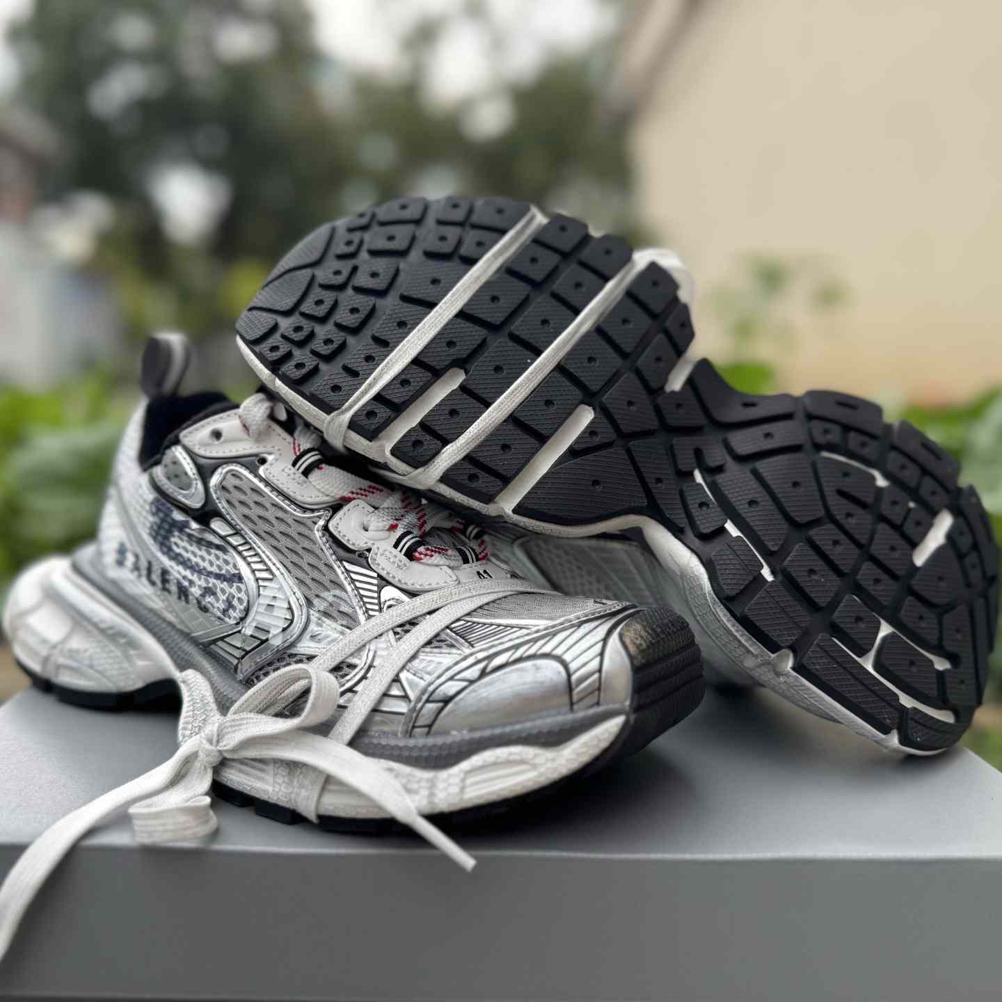 Balenciaga 3XL Mesh “Grey” Distressed Low-Top Dad Sneakers 840090 W3XSG 9239 - DopestKickz