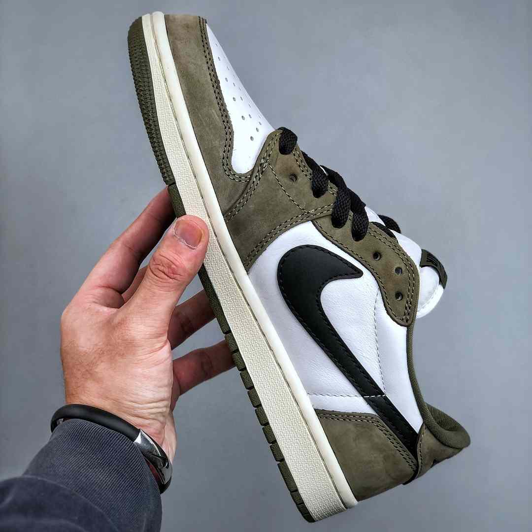 Air Jordan 1 Low OG “Medium Olive” HQ6998-200 - DopestKickz