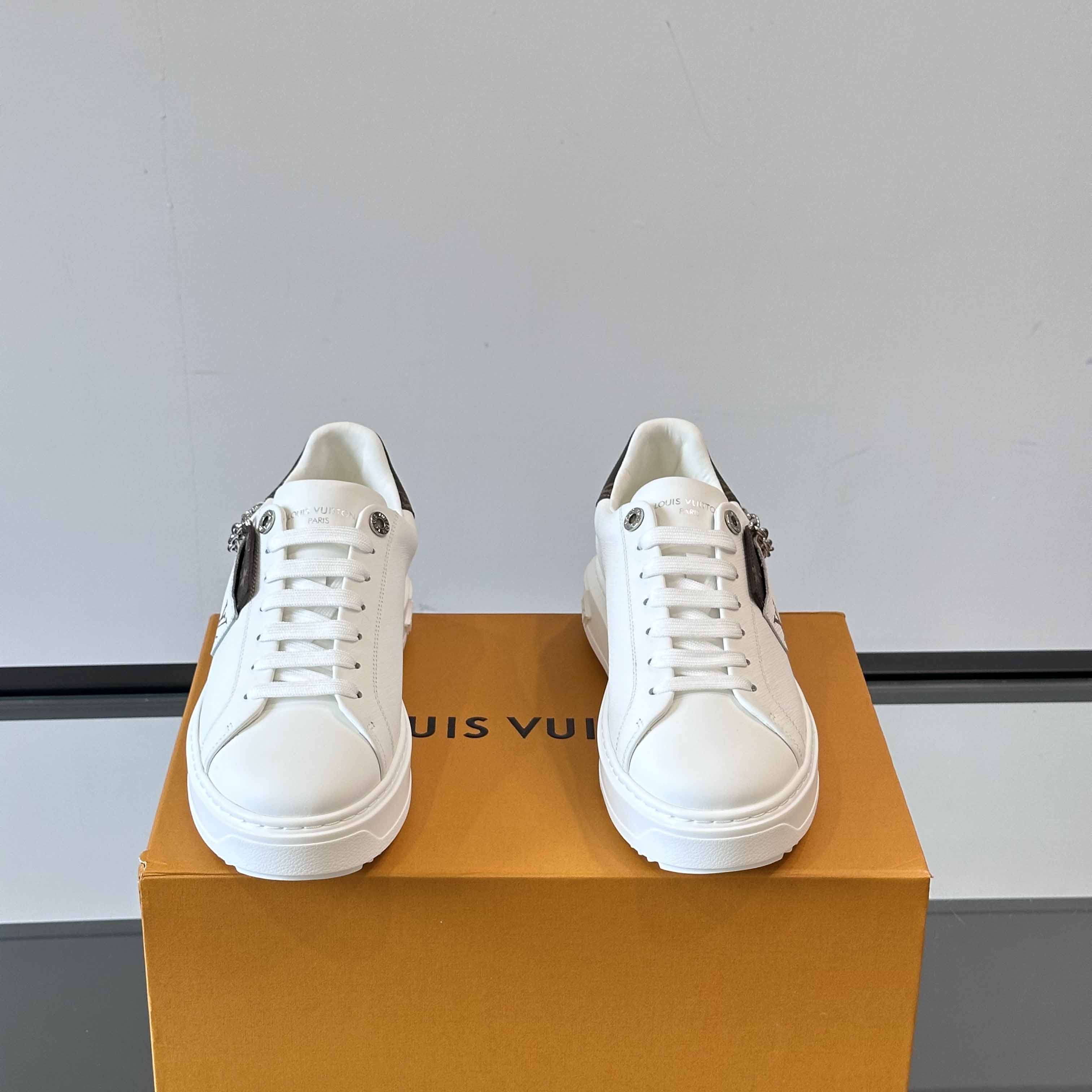 Louis Vuitton Time Out Sneaker   1AHOG0 - DopestKickz