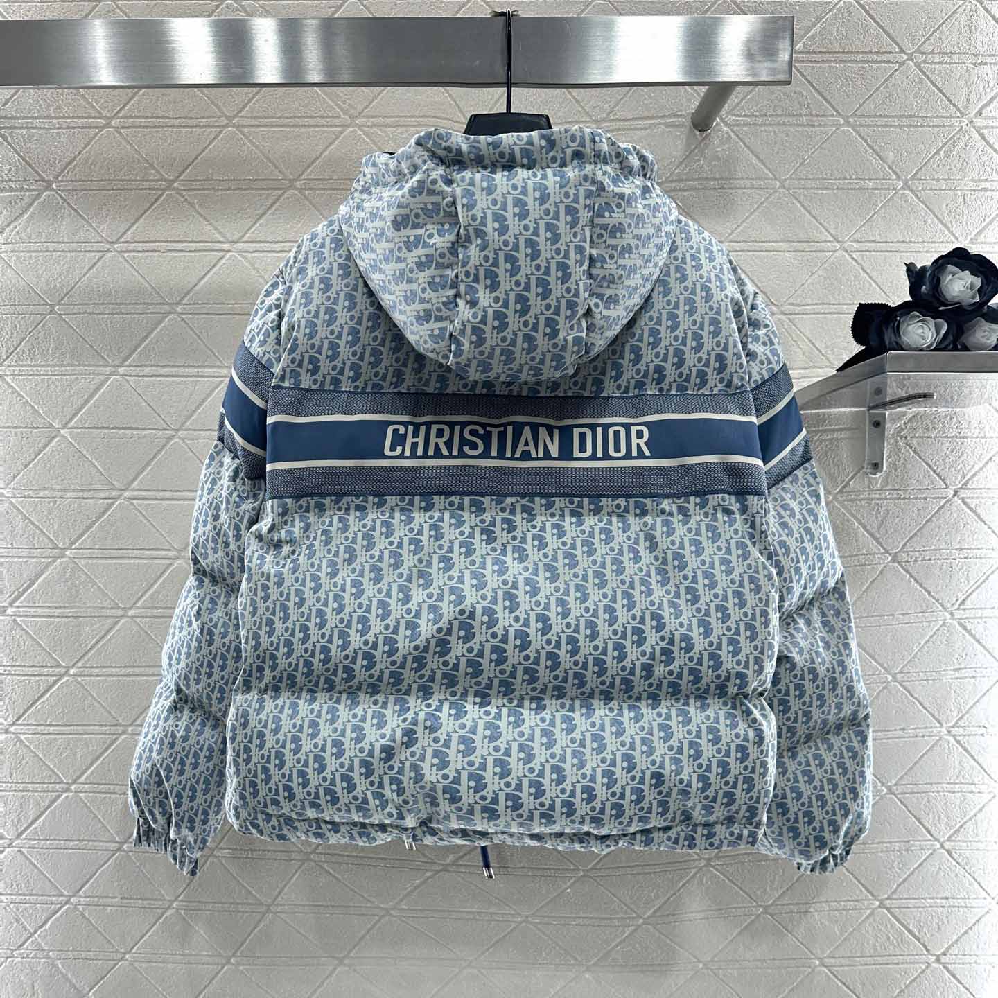 Dior DiorAlps Cropped Puffer Jacket with Hood  - DopestKickz