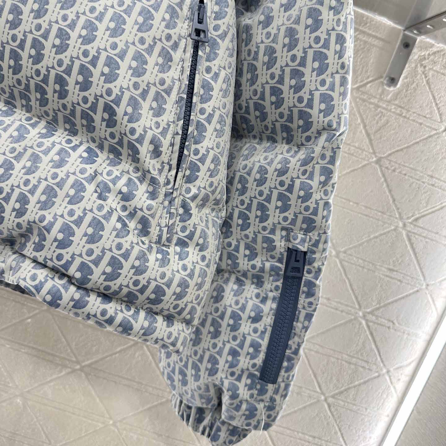 Dior DiorAlps Cropped Puffer Jacket with Hood  - DopestKickz