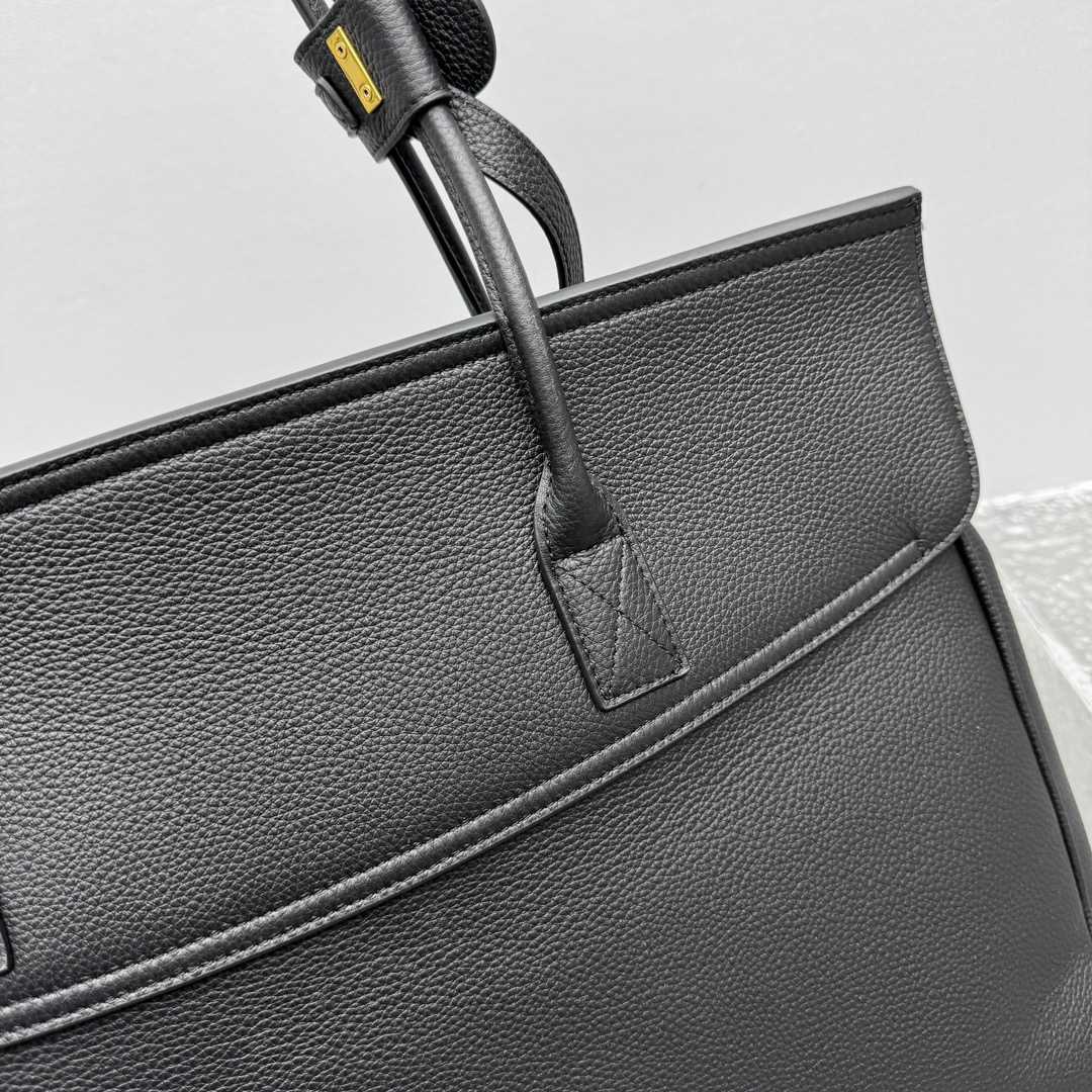 Balenciaga Carrie Carry All Bag In Black - DopestKickz