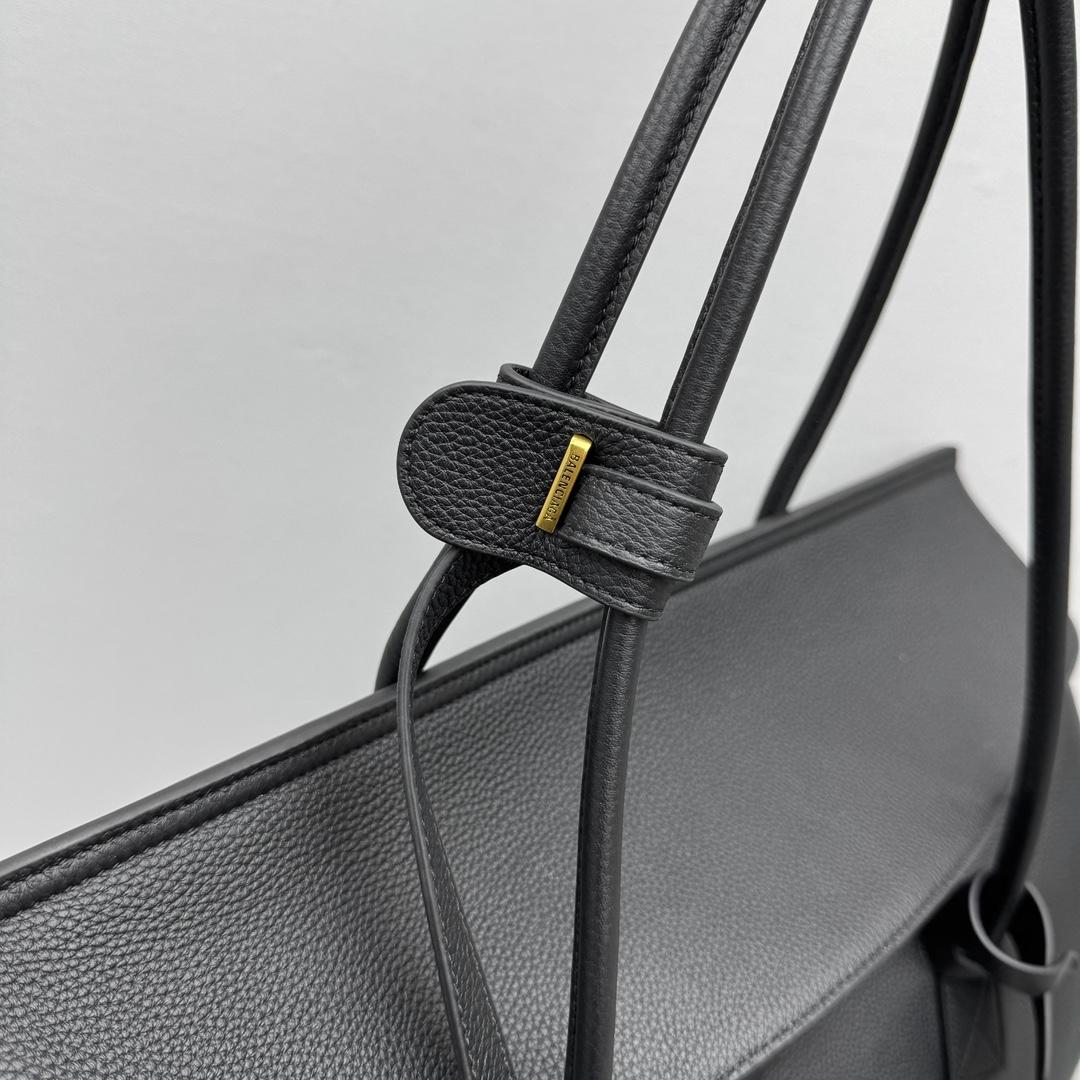 Balenciaga Carrie Carry All Bag In Black - DopestKickz