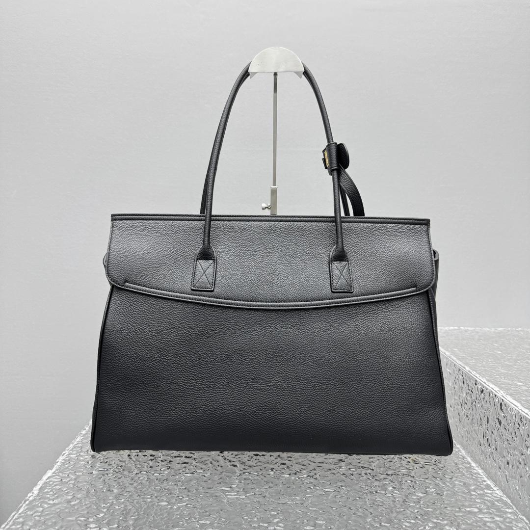 Balenciaga Carrie Carry All Bag In Black - DopestKickz