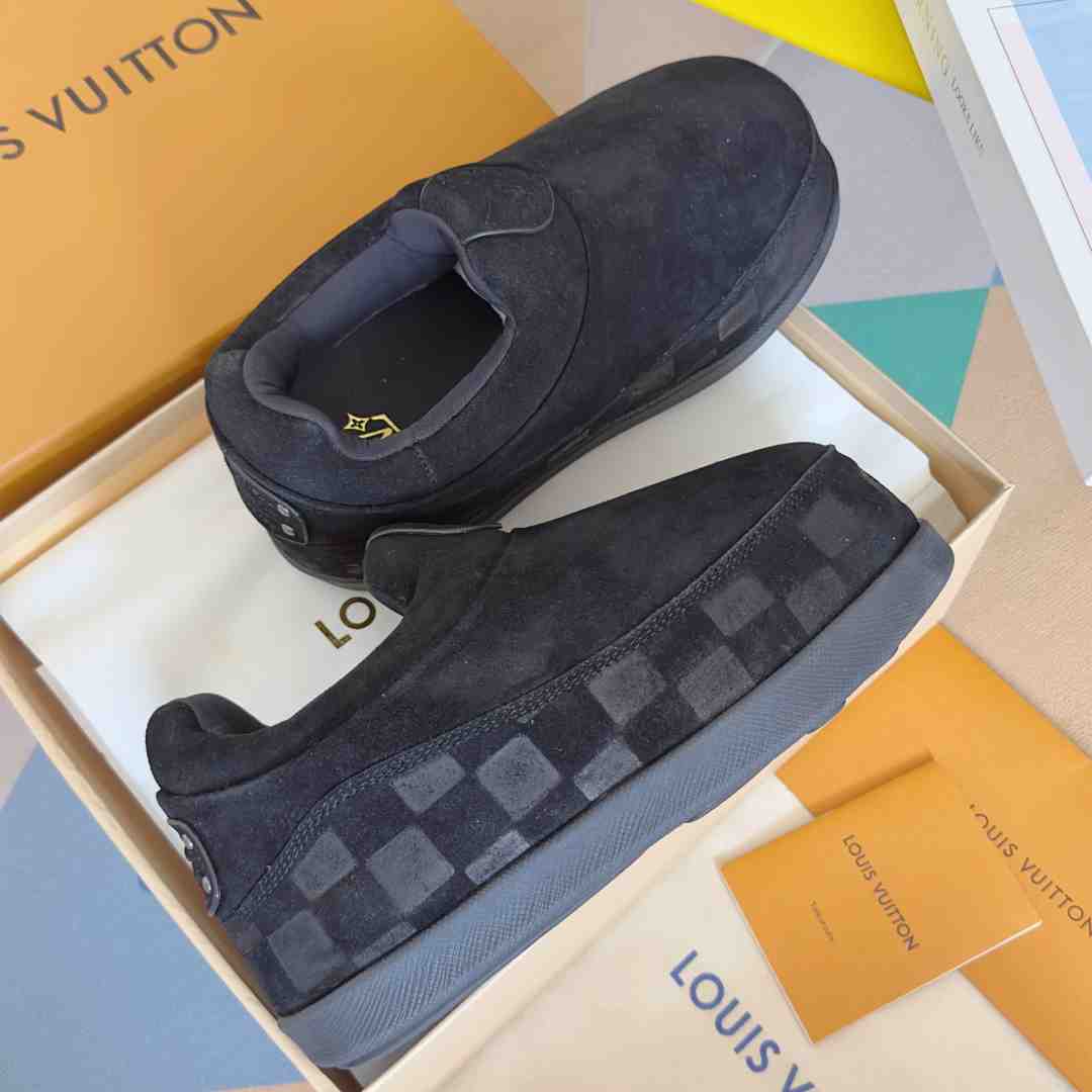 Louis Vuitton LV Yeti Slip On   1AIJCQ - DopestKickz