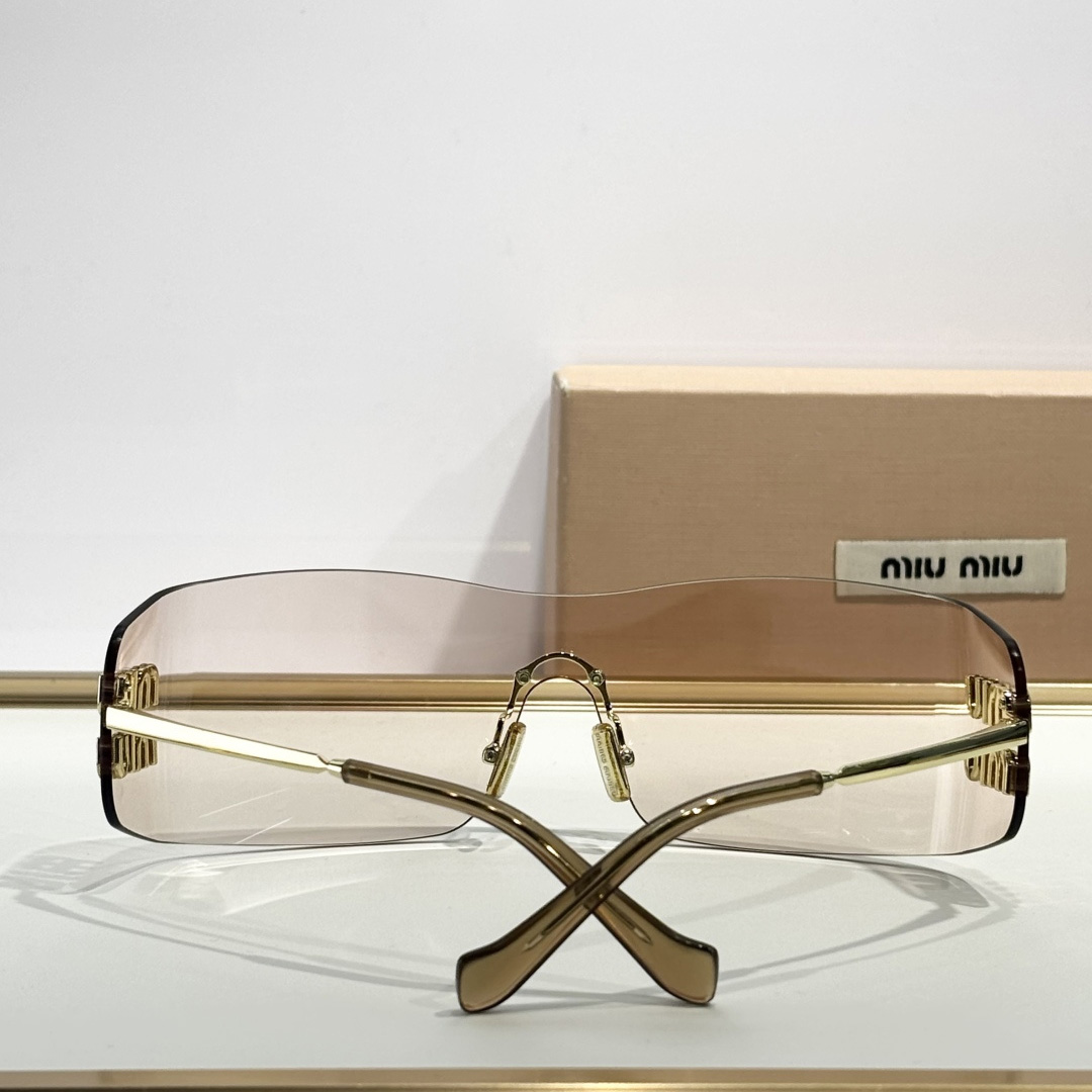 Miu Miu OMU B53S Sunglasses - DopestKickz
