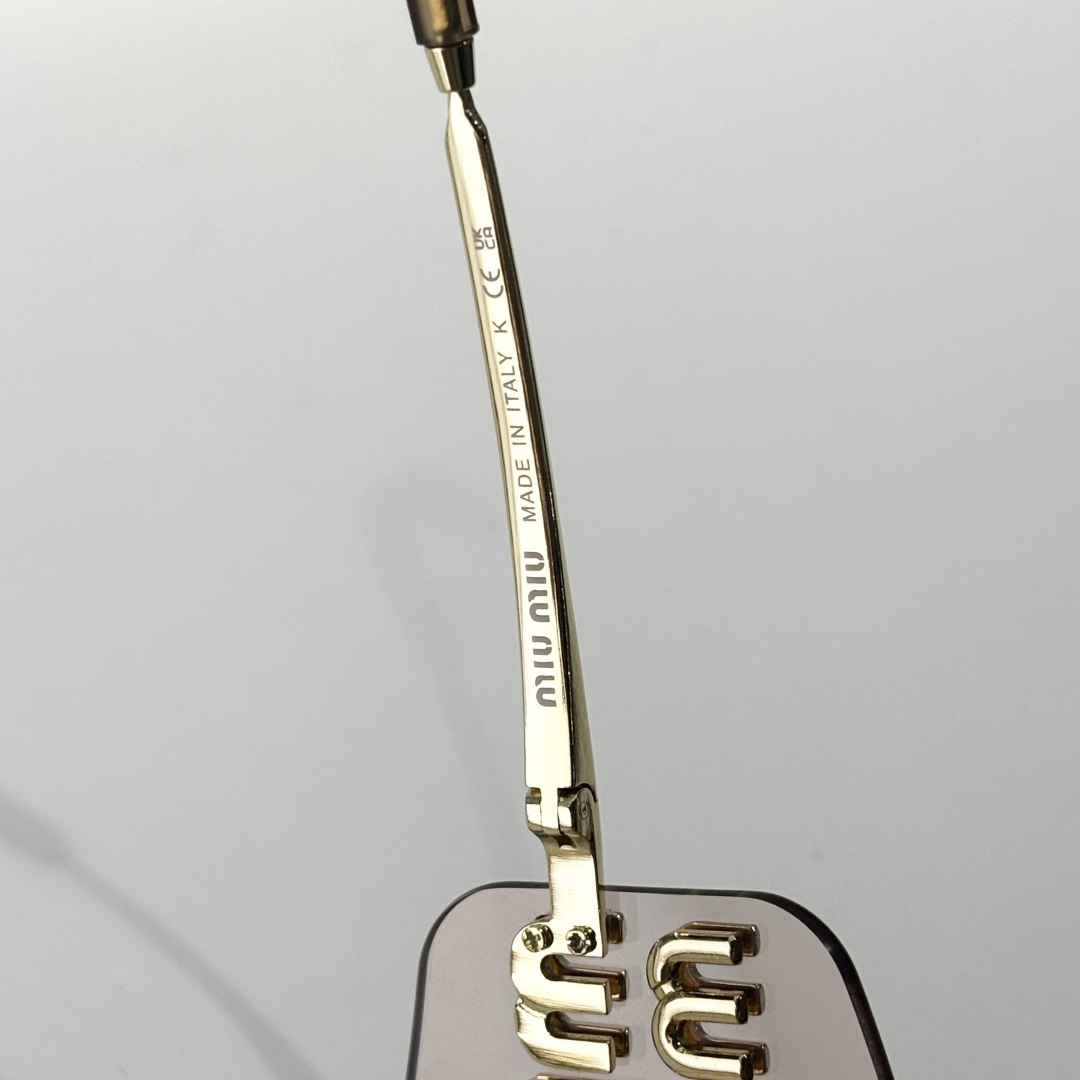 Miu Miu OMU B53S Sunglasses - DopestKickz