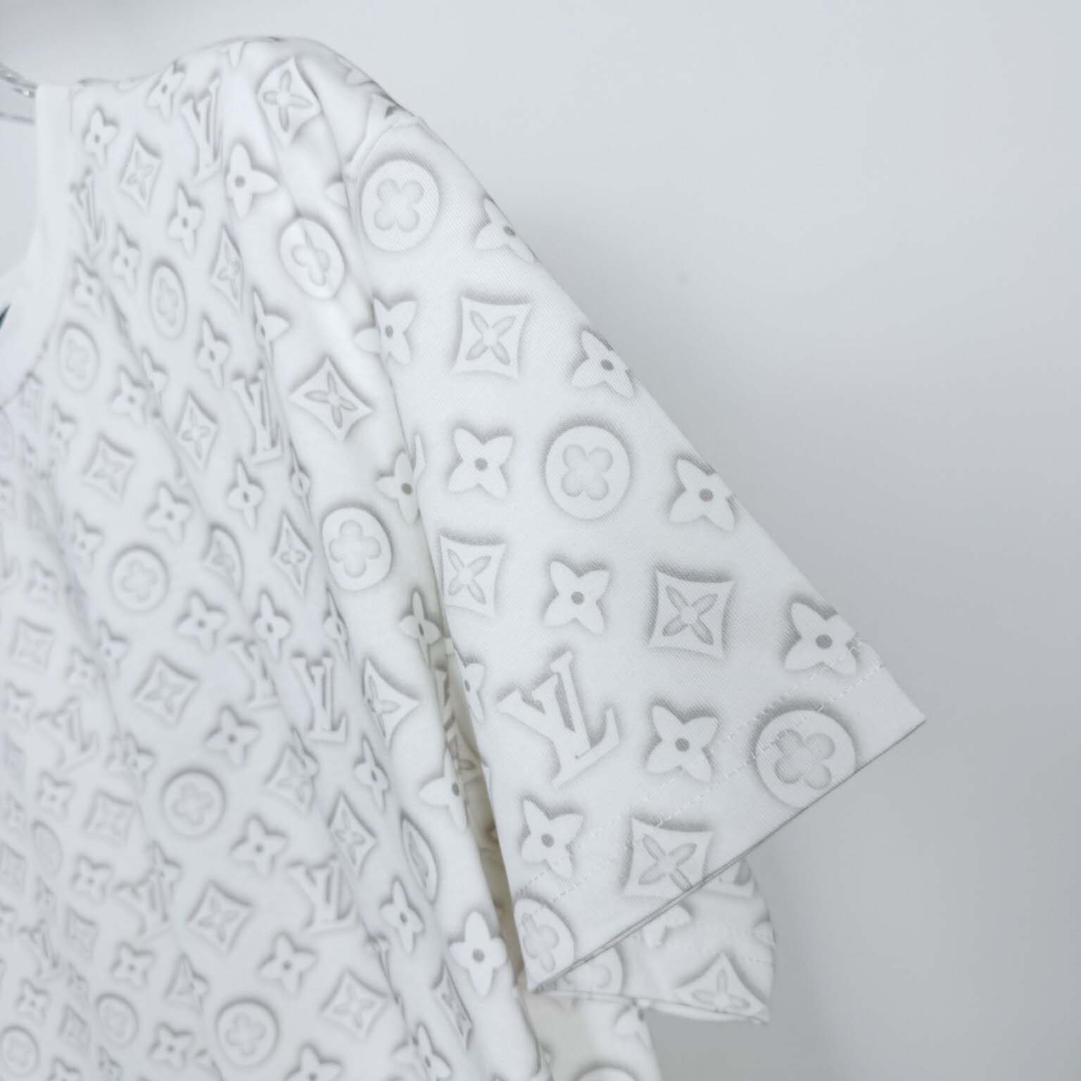 Louis Vuitton Monogram T-Shirt - DopestKickz