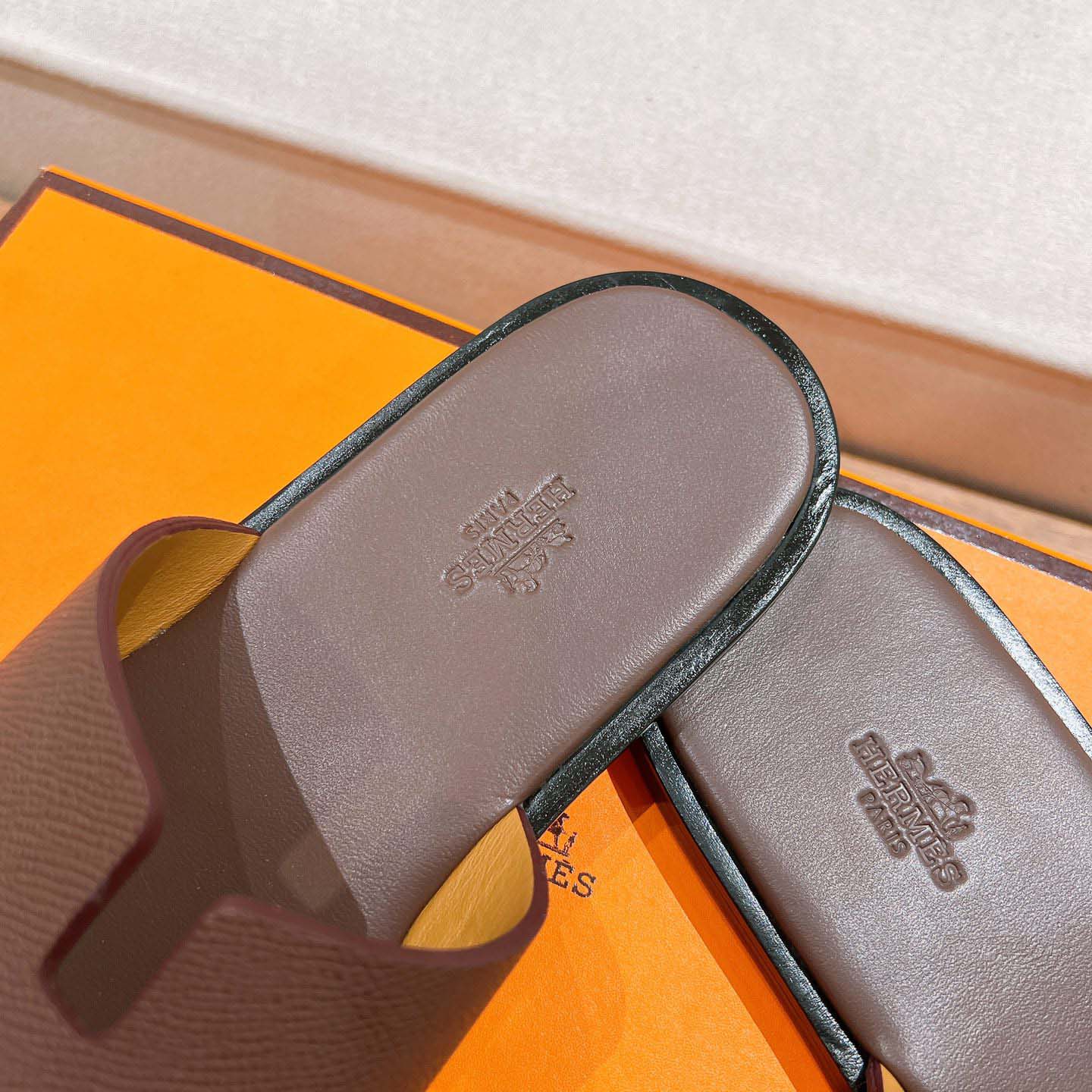 Hermes Izmir Sandal - DopestKickz