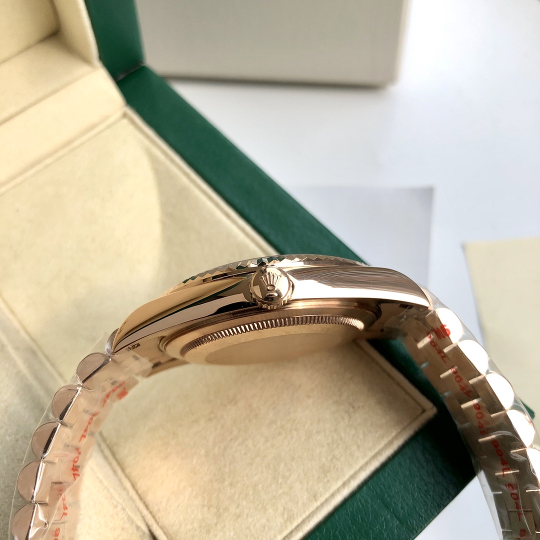 Rolex Day-Date 41mm - DopestKickz