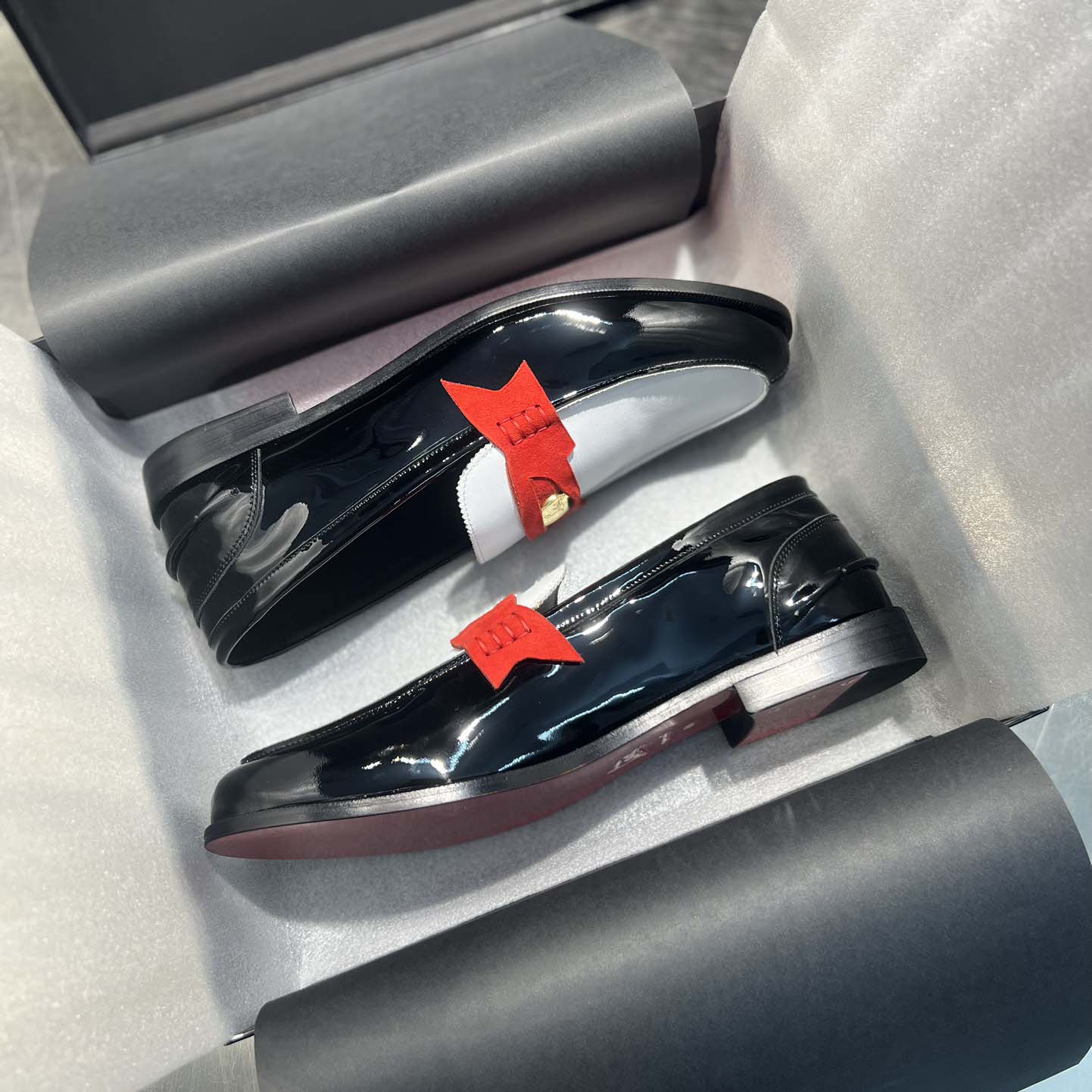 Christian Louboutin Penny Loafers - Patent calf leather  - DopestKickz