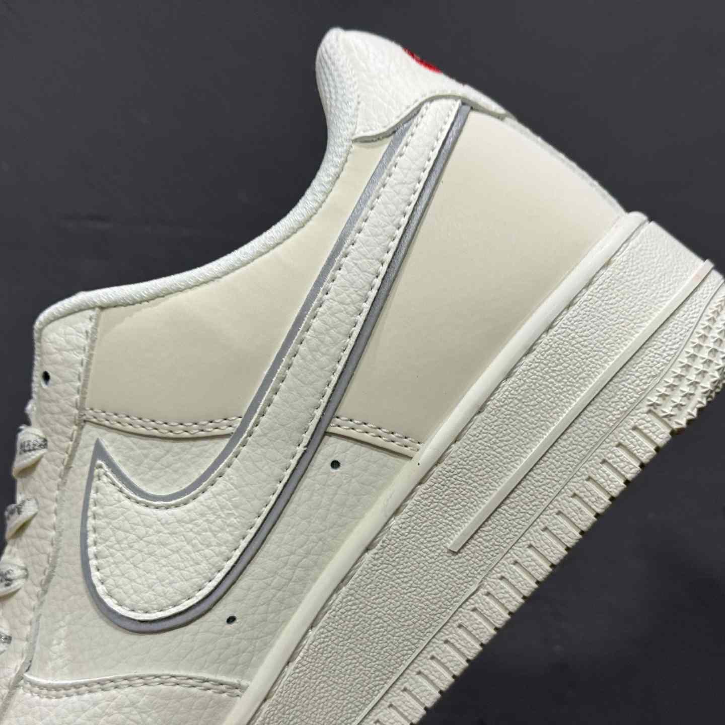 Supreme x Nike Air Force 1 ’07 Low “Sail / Red” – CS5288-052 - DopestKickz