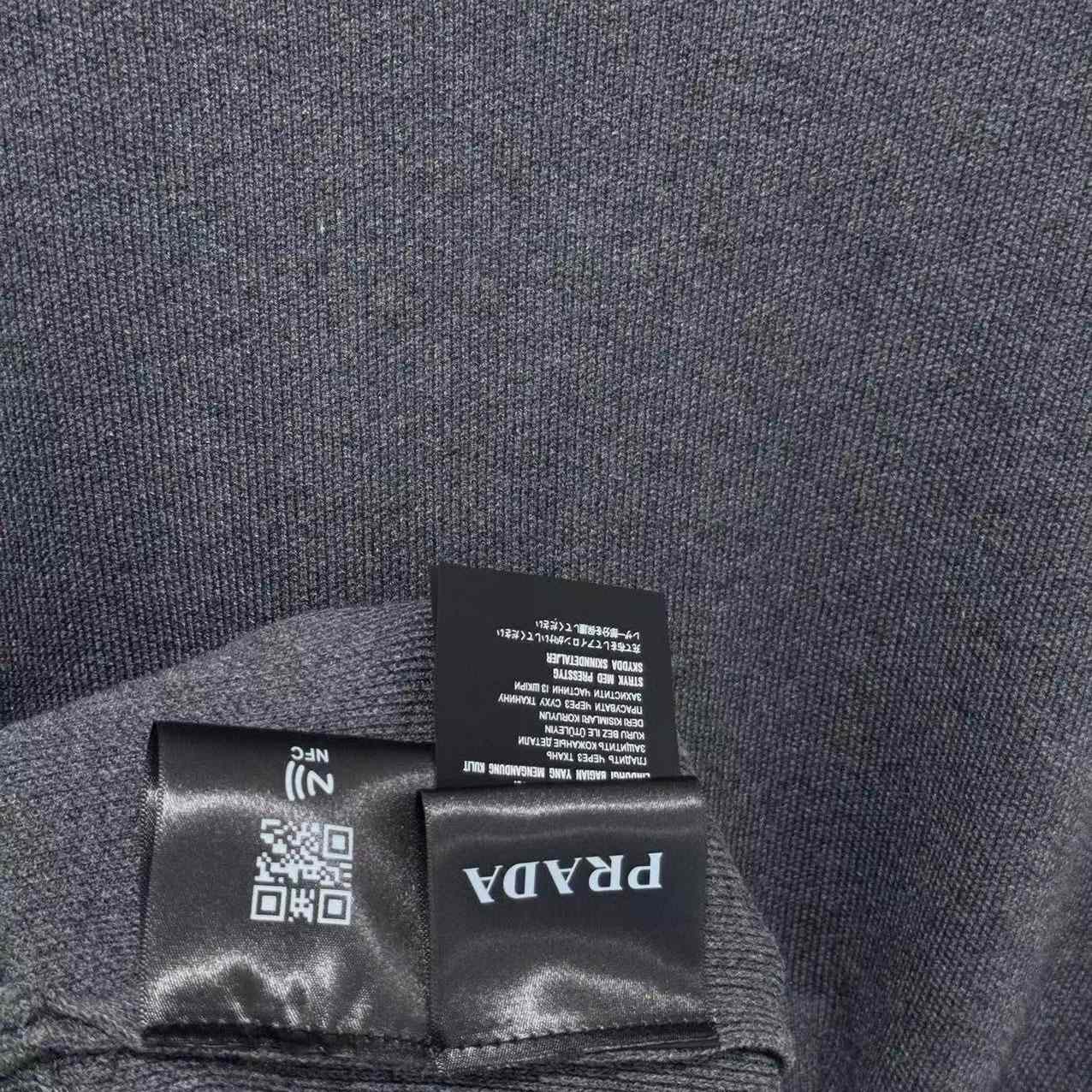 Prada Intarsia-logo Raglan Sweater - DopestKickz