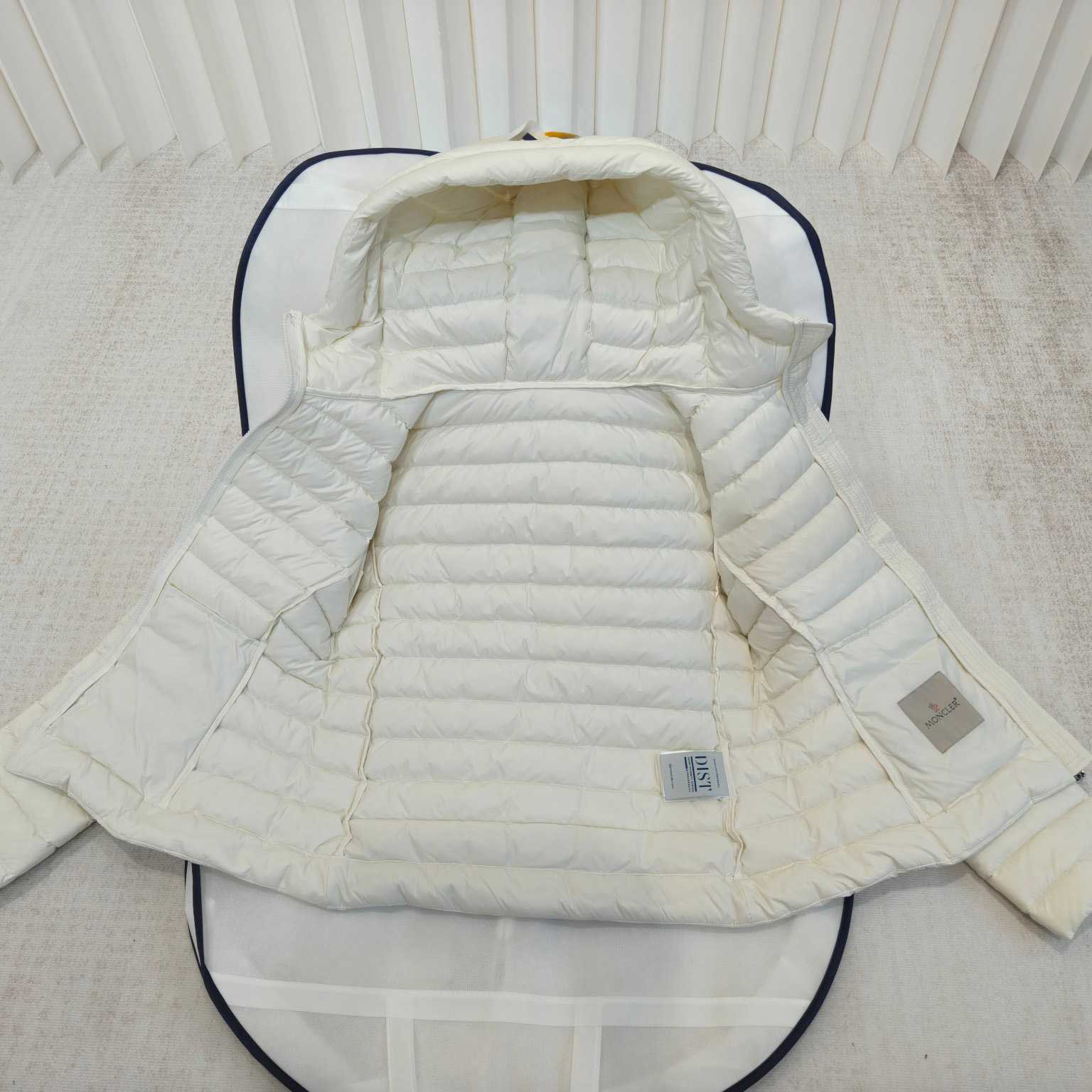 Moncler Ige Hooded Short Down Jacket - DopestKickz