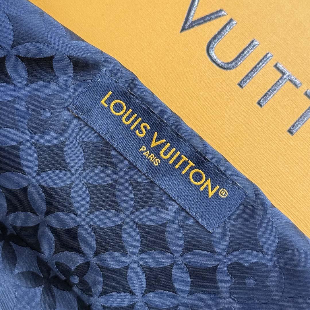 Louis Vuitton Graphic Jacquard Long-Sleeved Kimono Shirt   1AIMGI - DopestKickz