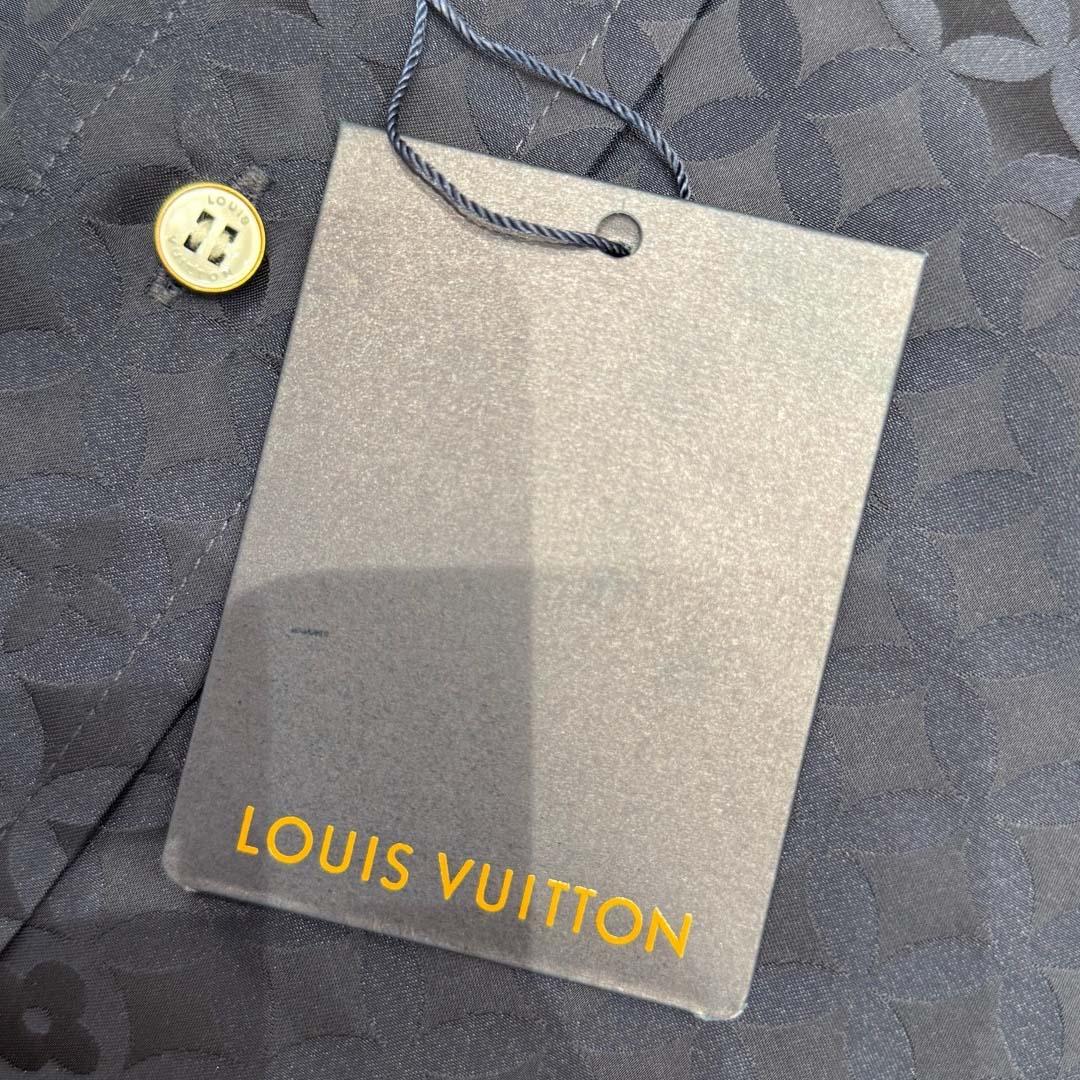 Louis Vuitton Graphic Jacquard Long-Sleeved Kimono Shirt   1AIMGI - DopestKickz