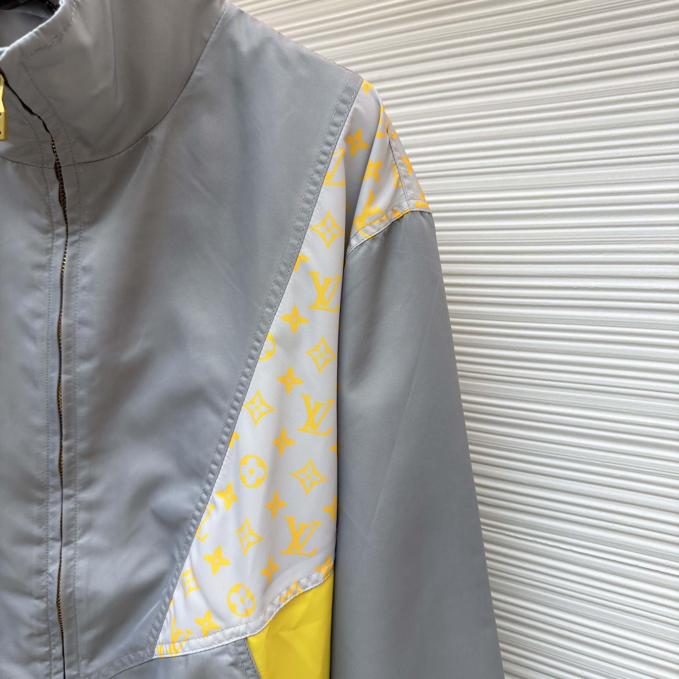 Louis Vuitton Monogram Track Top     1AHV38 - DopestKickz