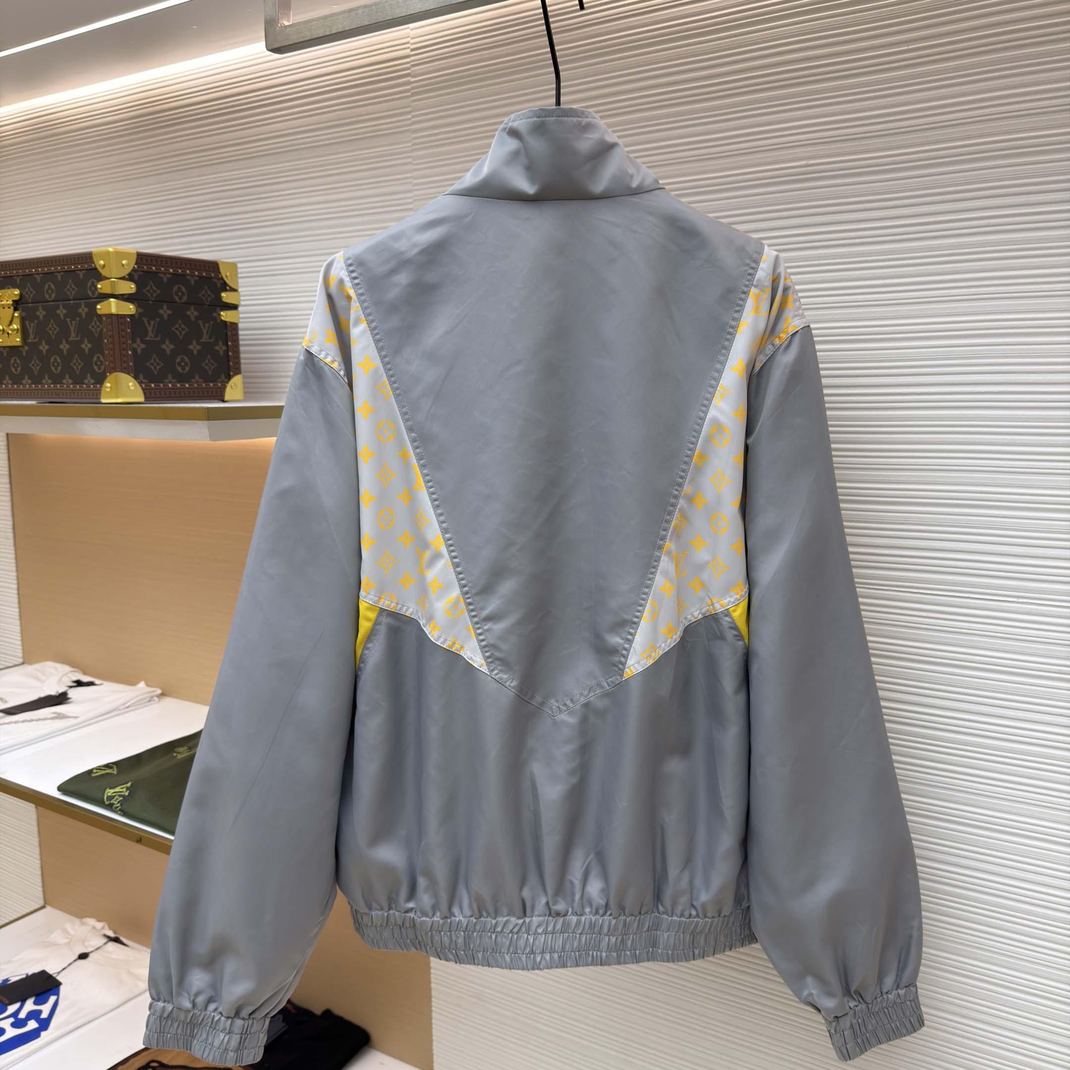 Louis Vuitton Monogram Track Top     1AHV38 - DopestKickz