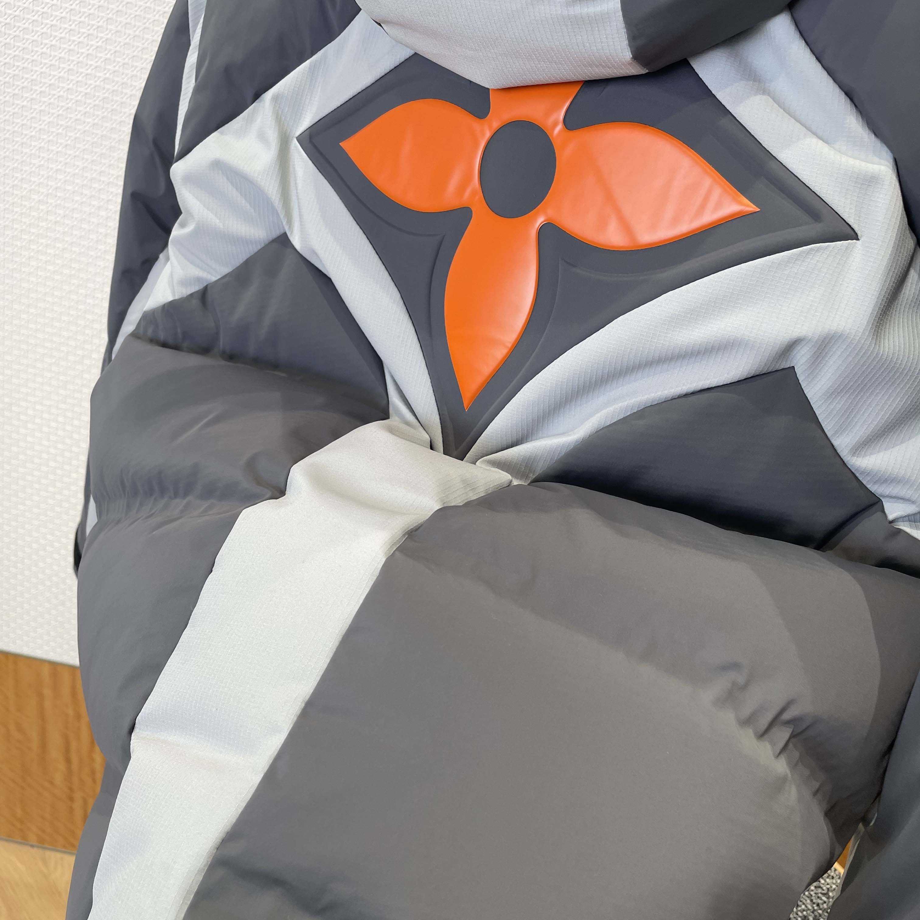 Louis Vuitton Technical Down Ski Jacket  1AGIQ4 - DopestKickz