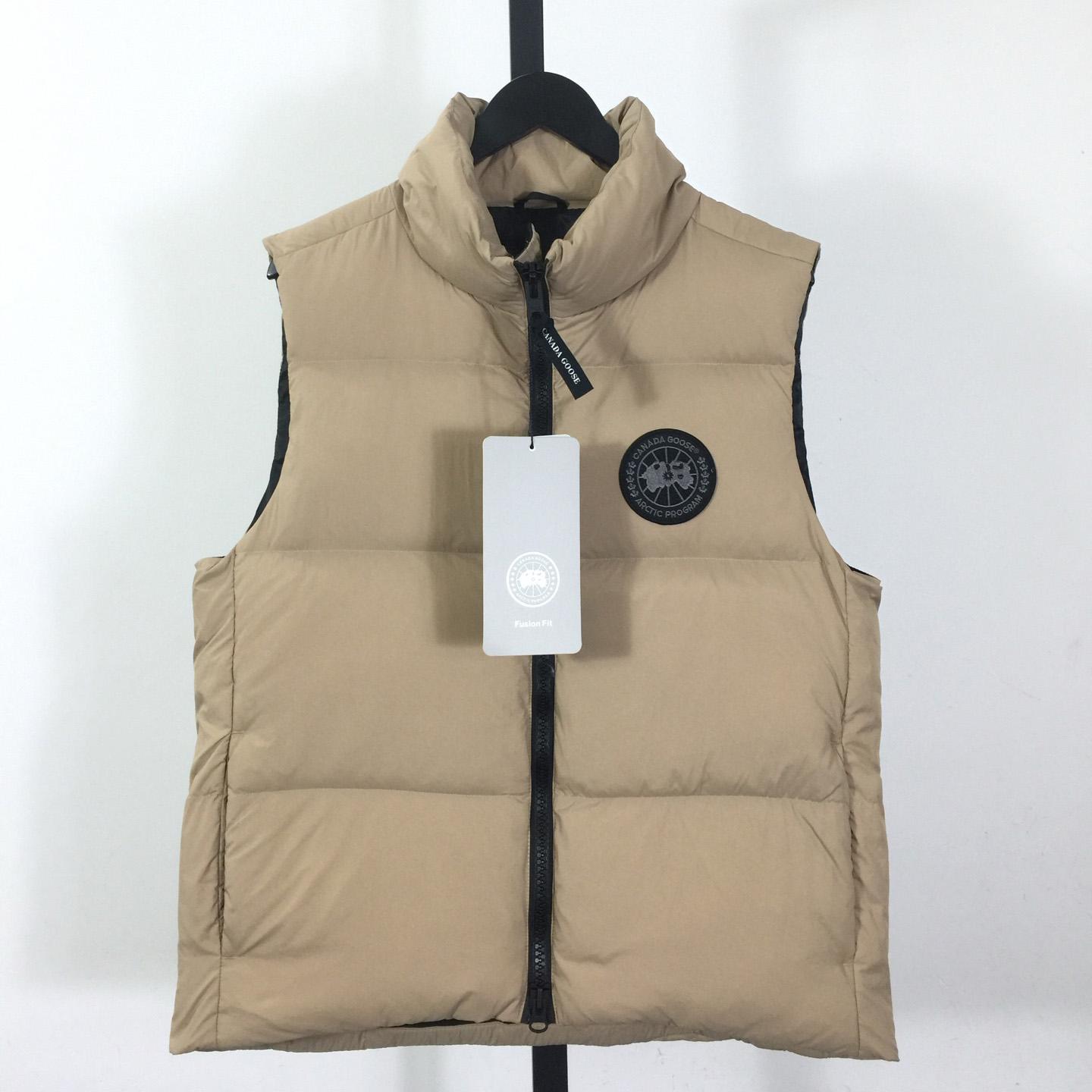 Canada Goose Lawrence Puffer Vest Black Label - DopestKickz