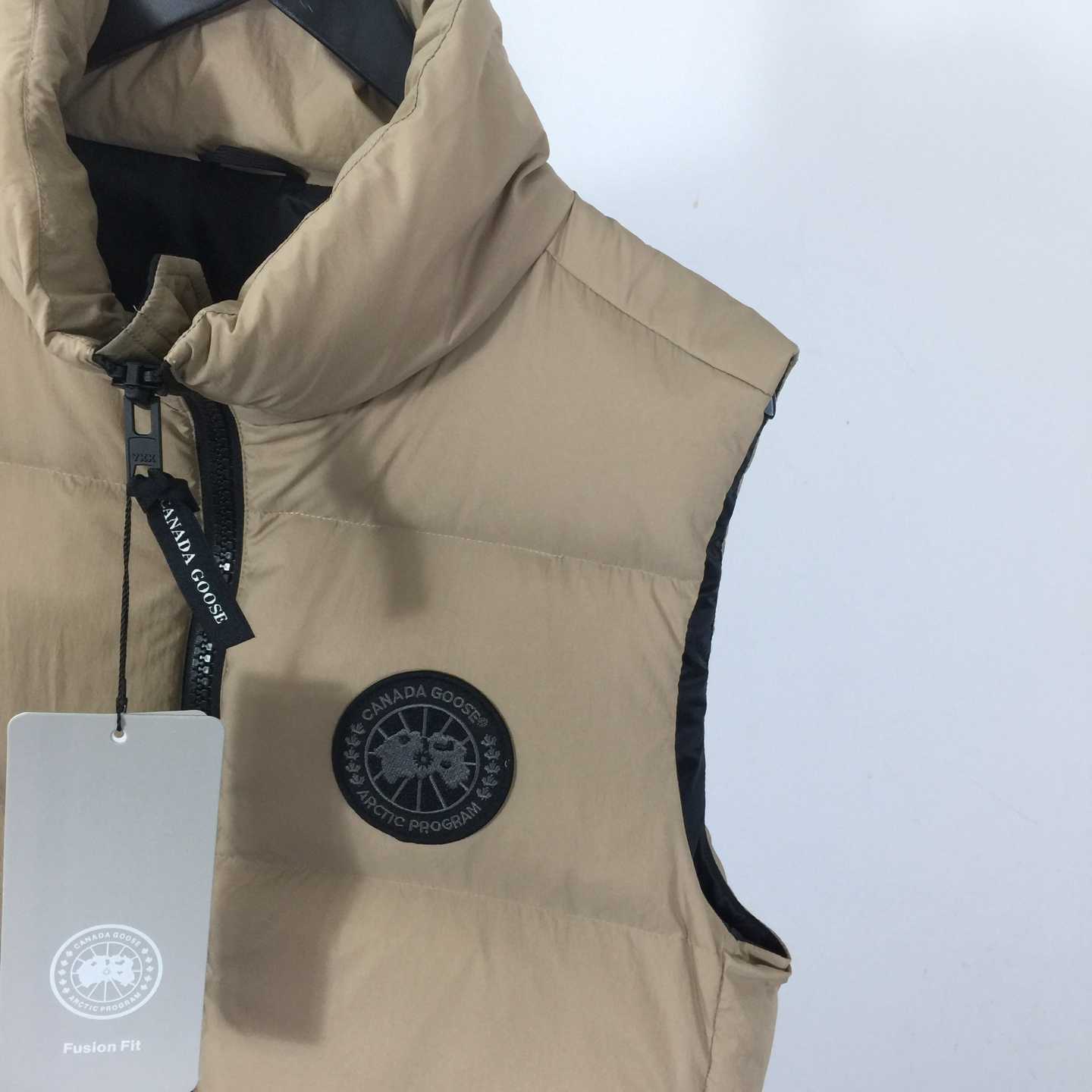 Canada Goose Lawrence Puffer Vest Black Label - DopestKickz