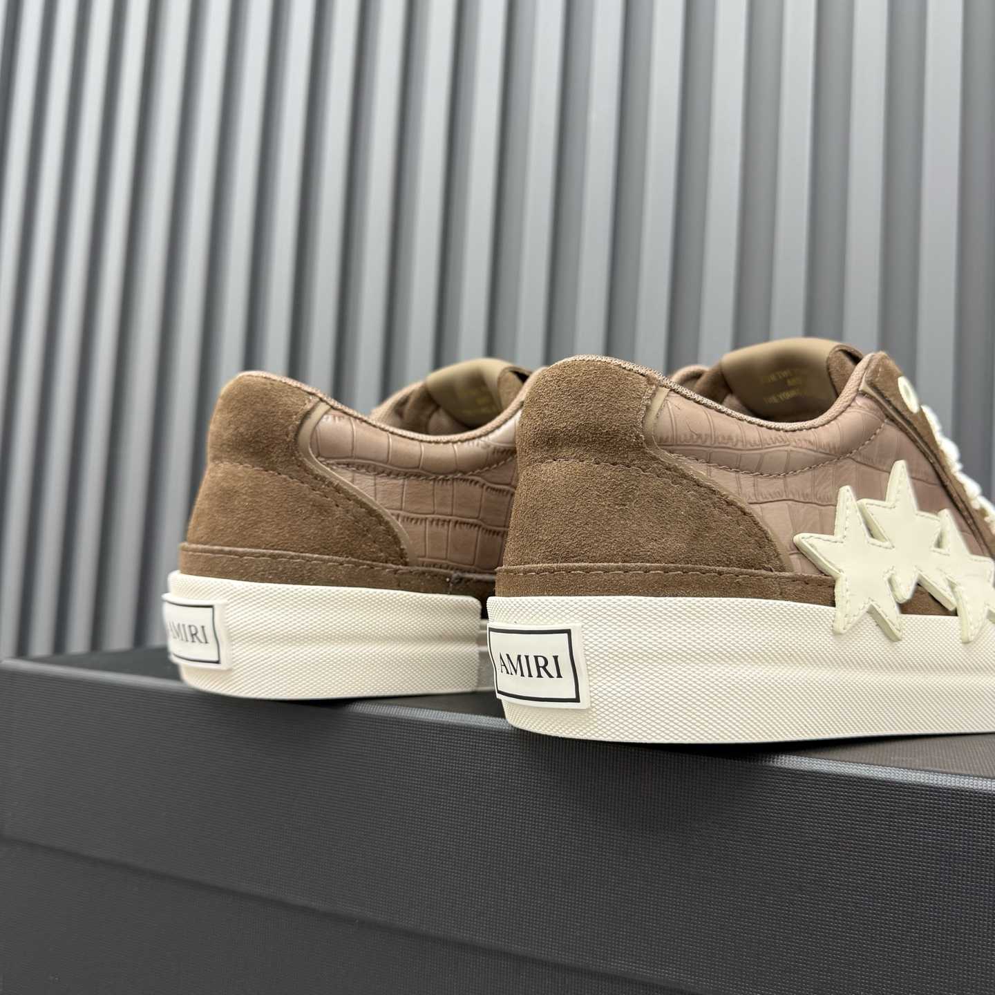 Amiri Star-embellished Suede Trainers - DopestKickz