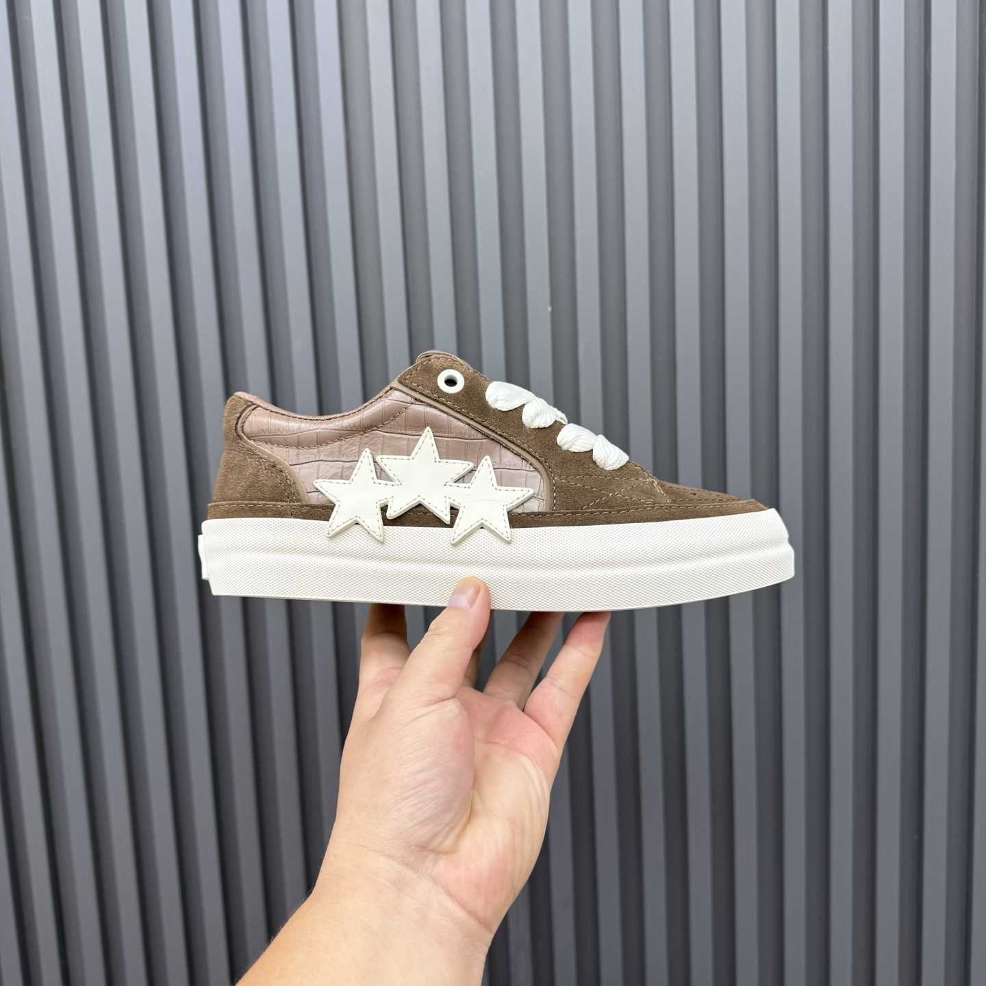 Amiri Star-embellished Suede Trainers - DopestKickz