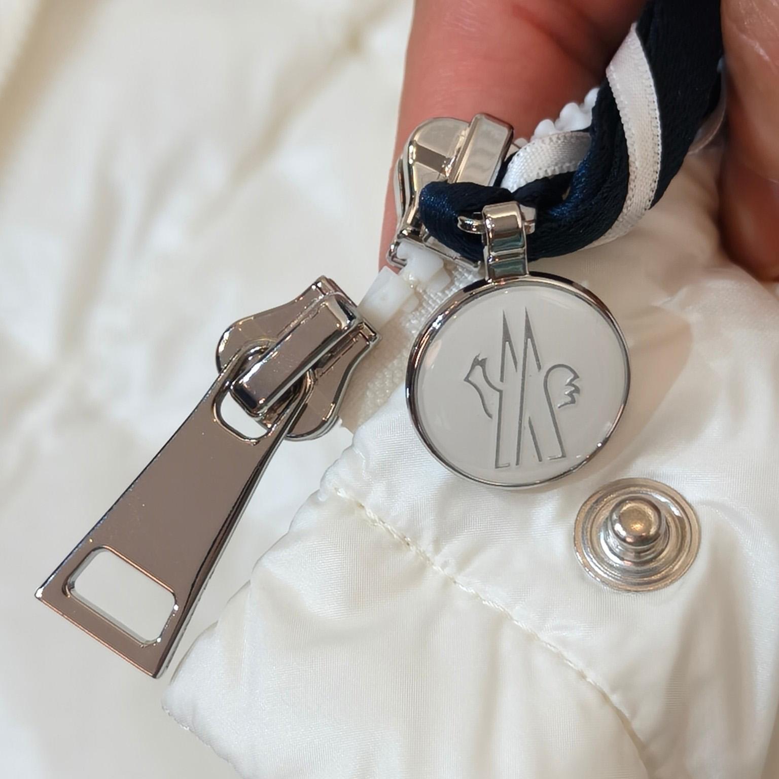 Moncler Jarcieu Braided Trim Short Down Jacket  - DopestKickz