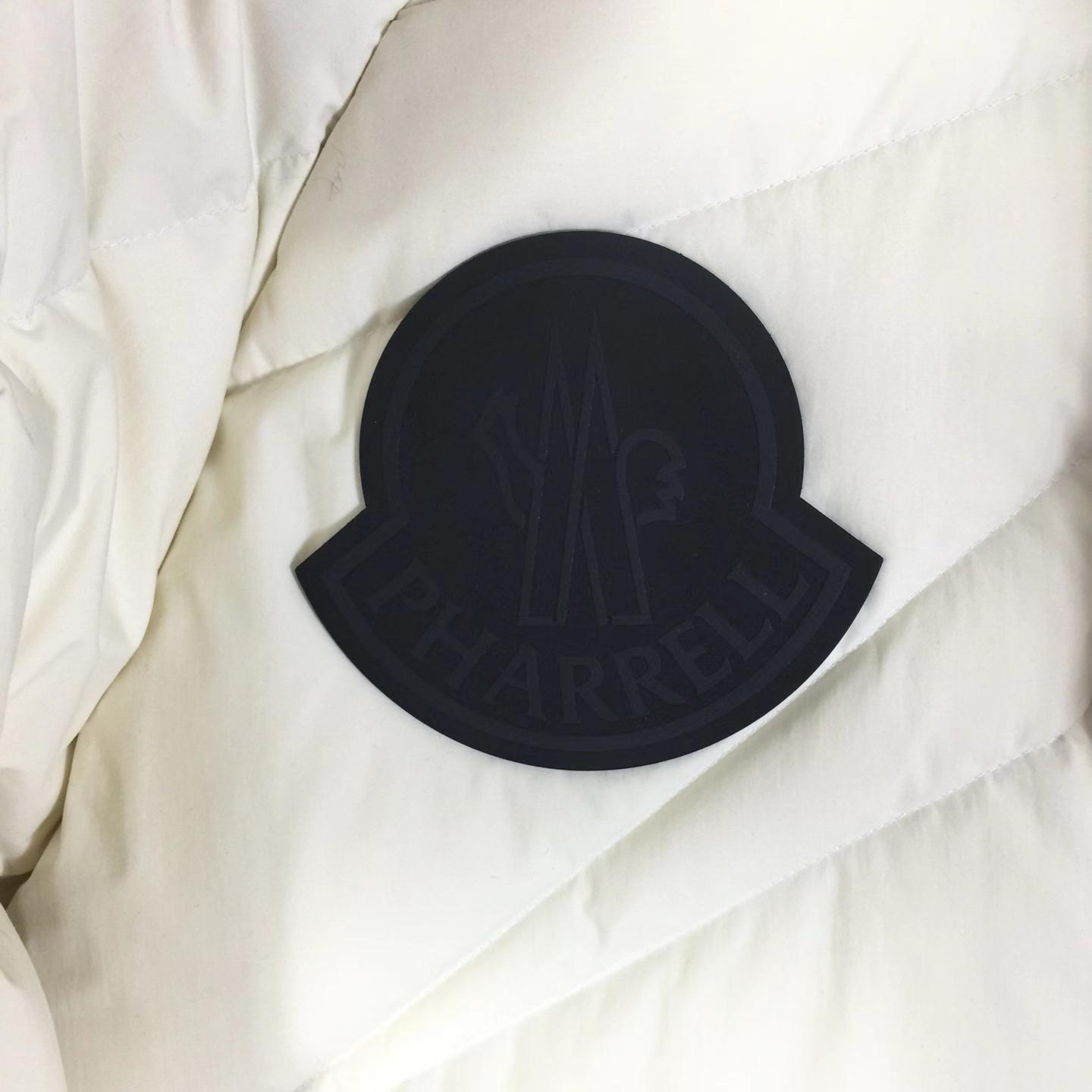 Moncler Short Down Jacket - DopestKickz