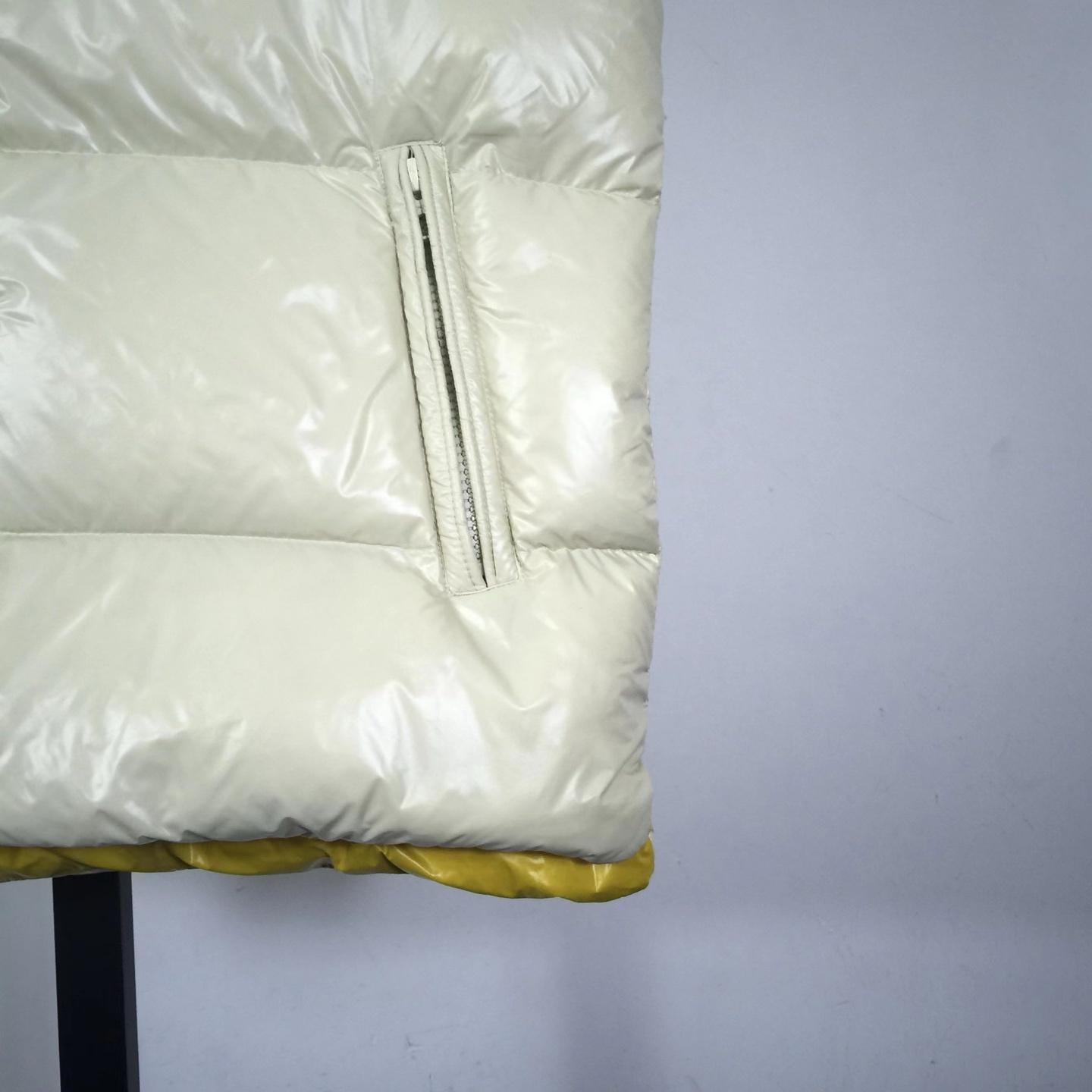 Moncler Lipsi Down Vest - DopestKickz