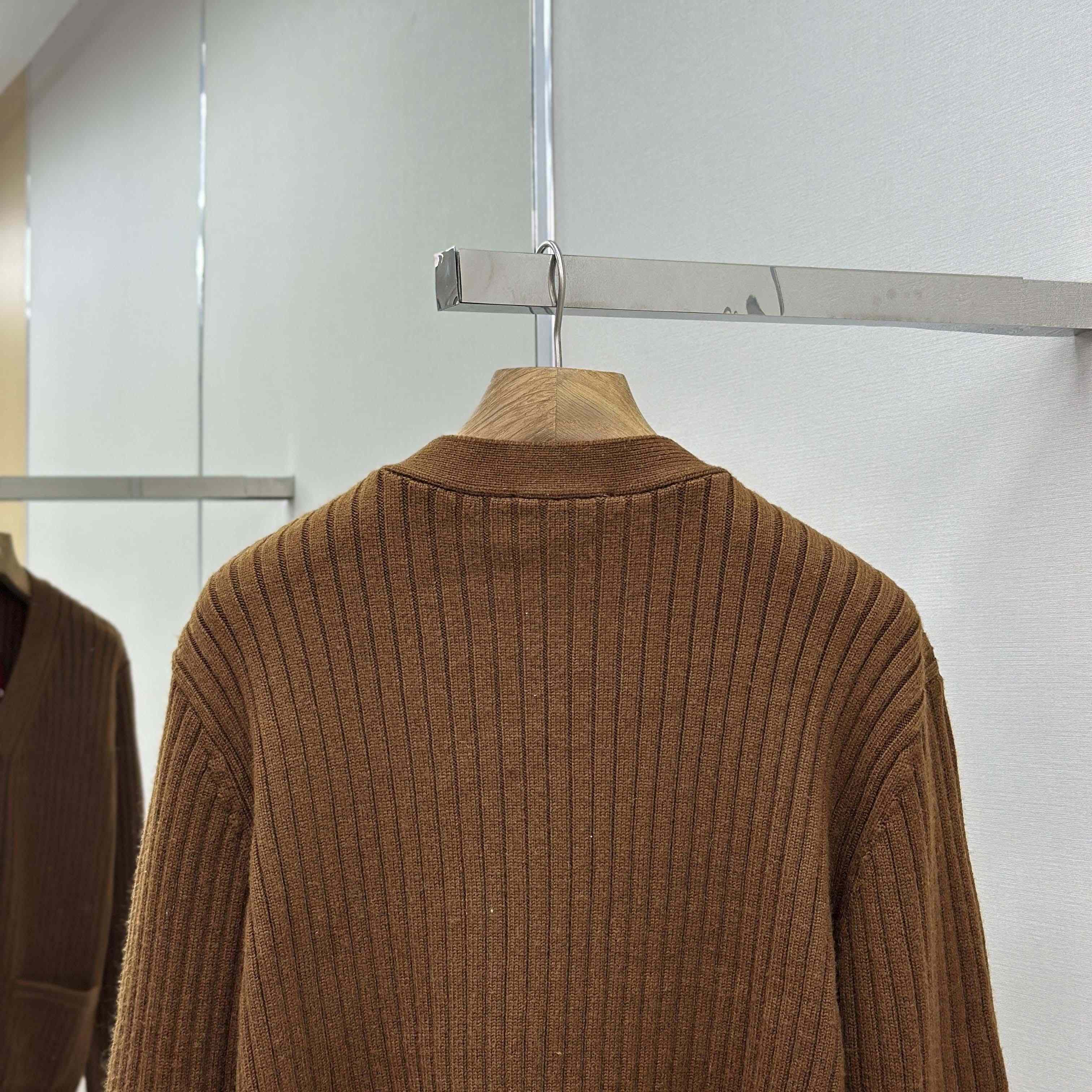 Gucci Rib Wool Cashmere Knit Cardigan - DopestKickz