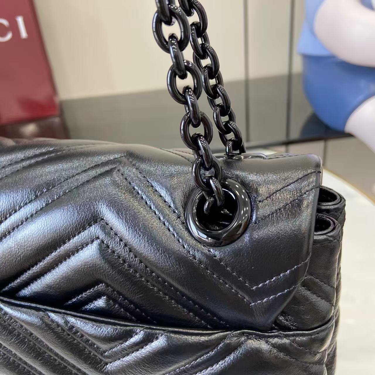 Gucci GG Marmont Medium Shoulder Bag - DopestKickz