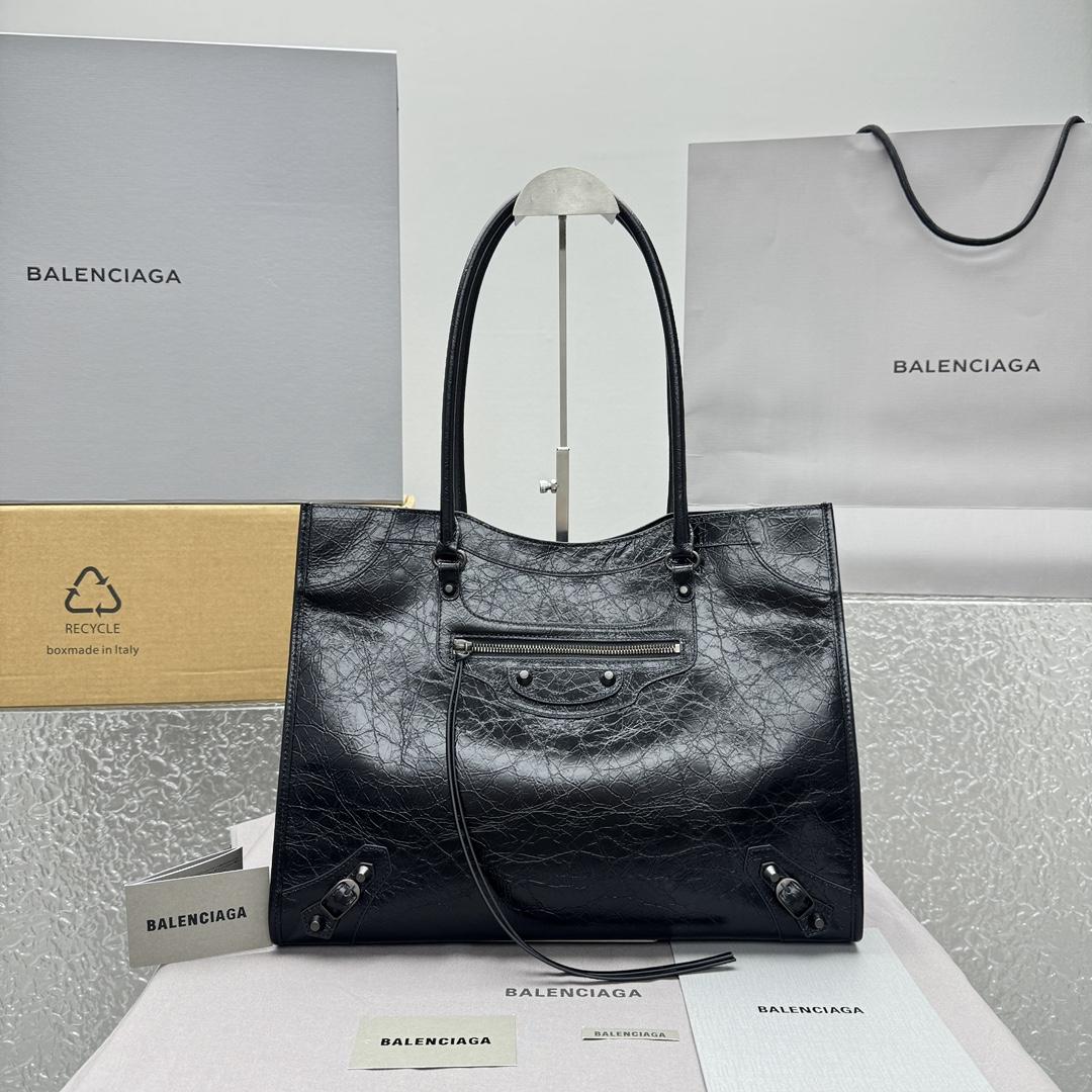 Balenciaga Le City Tote Bag Medium In Black - DopestKickz